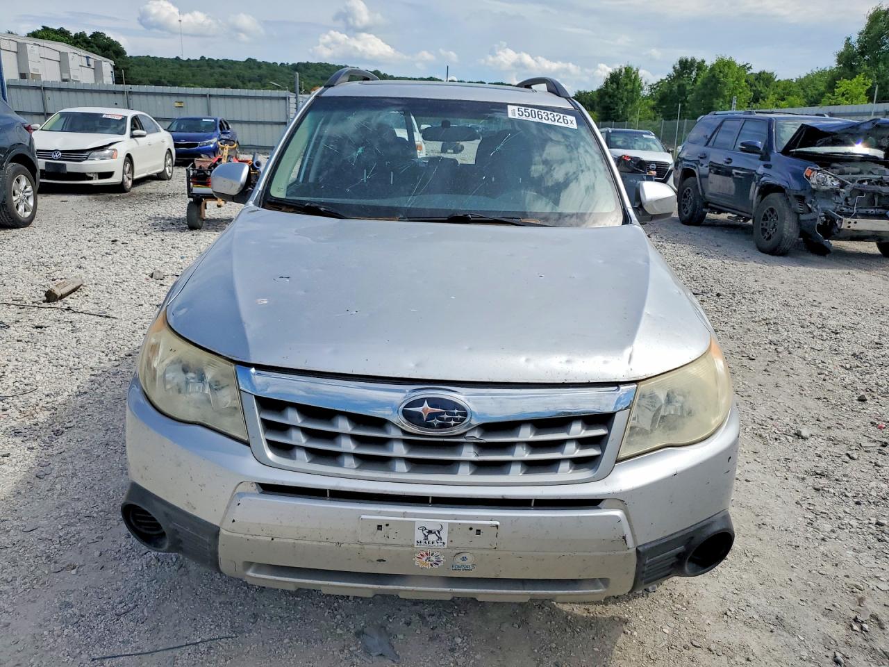 2011 Subaru Forester 2.5x Premium Silver vin: JF2SHADC1BH729089
