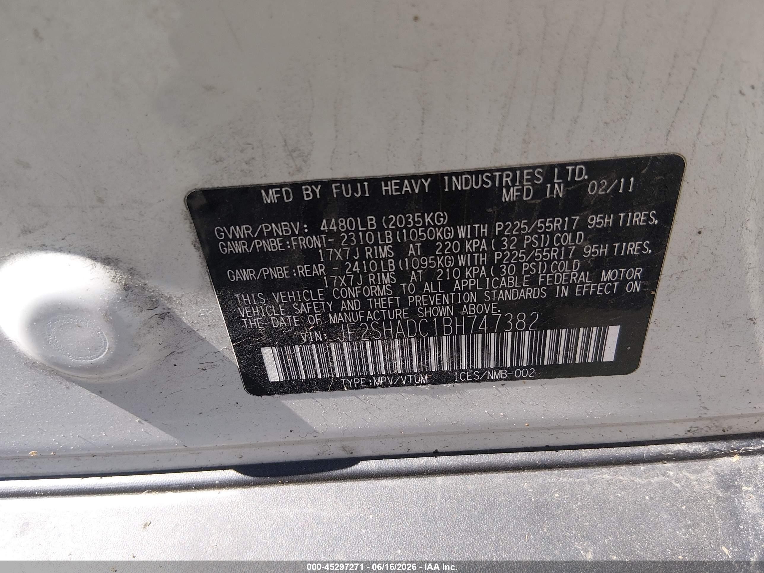 2011 Subaru Forester 2.5x Premium White vin: JF2SHADC1BH747382