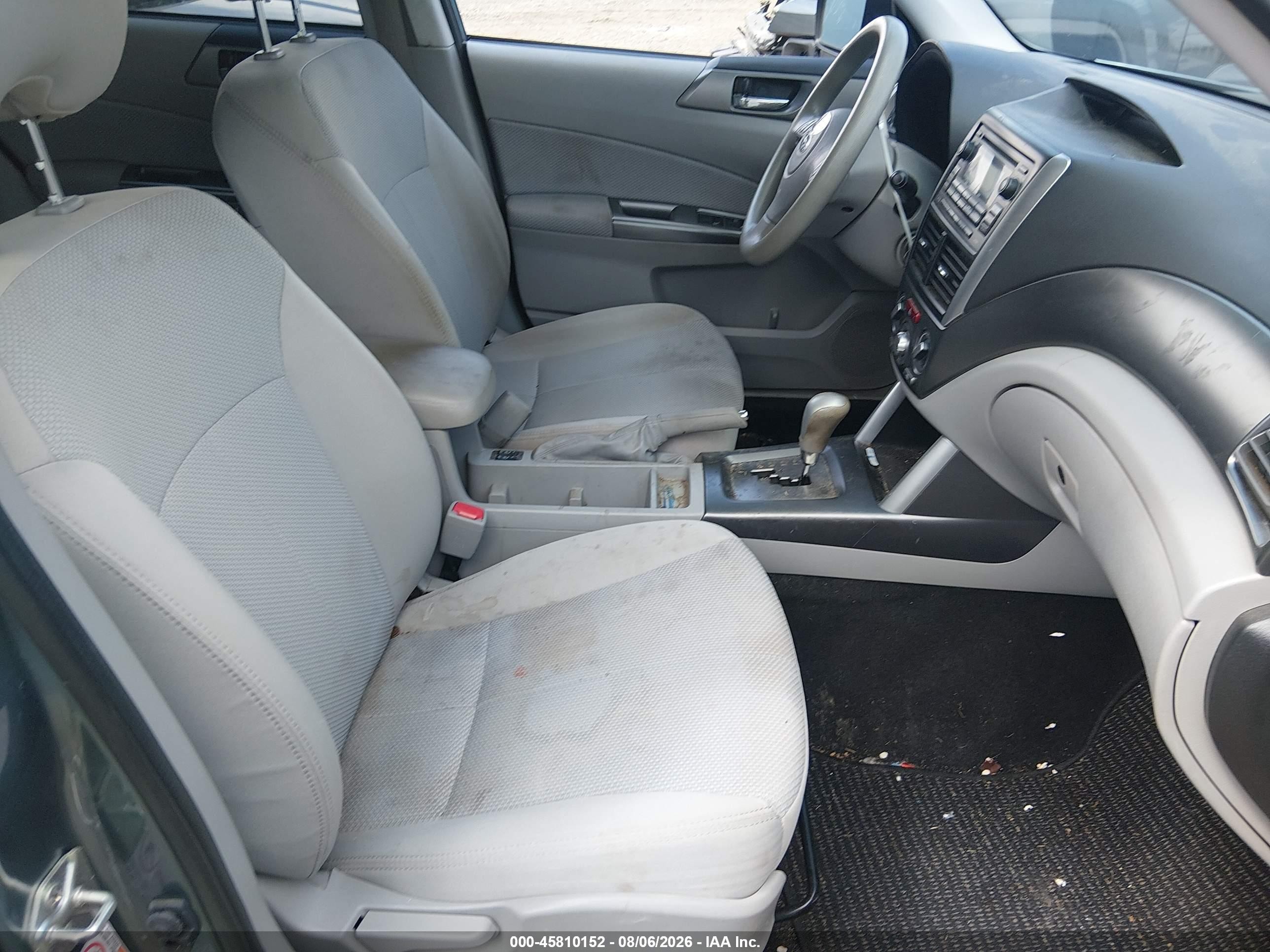 2011 Subaru Forester 2.5x Premium Blue vin: JF2SHADC1BH754428