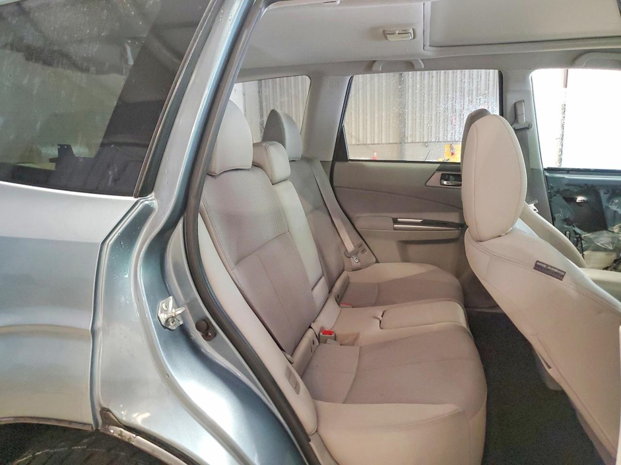 2011 Subaru Forester 2.5x Premium Blue vin: JF2SHADC1BH755157