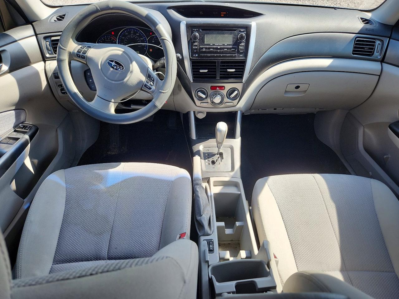 2011 Subaru Forester 2.5x Premium Silver vin: JF2SHADC1BH762934