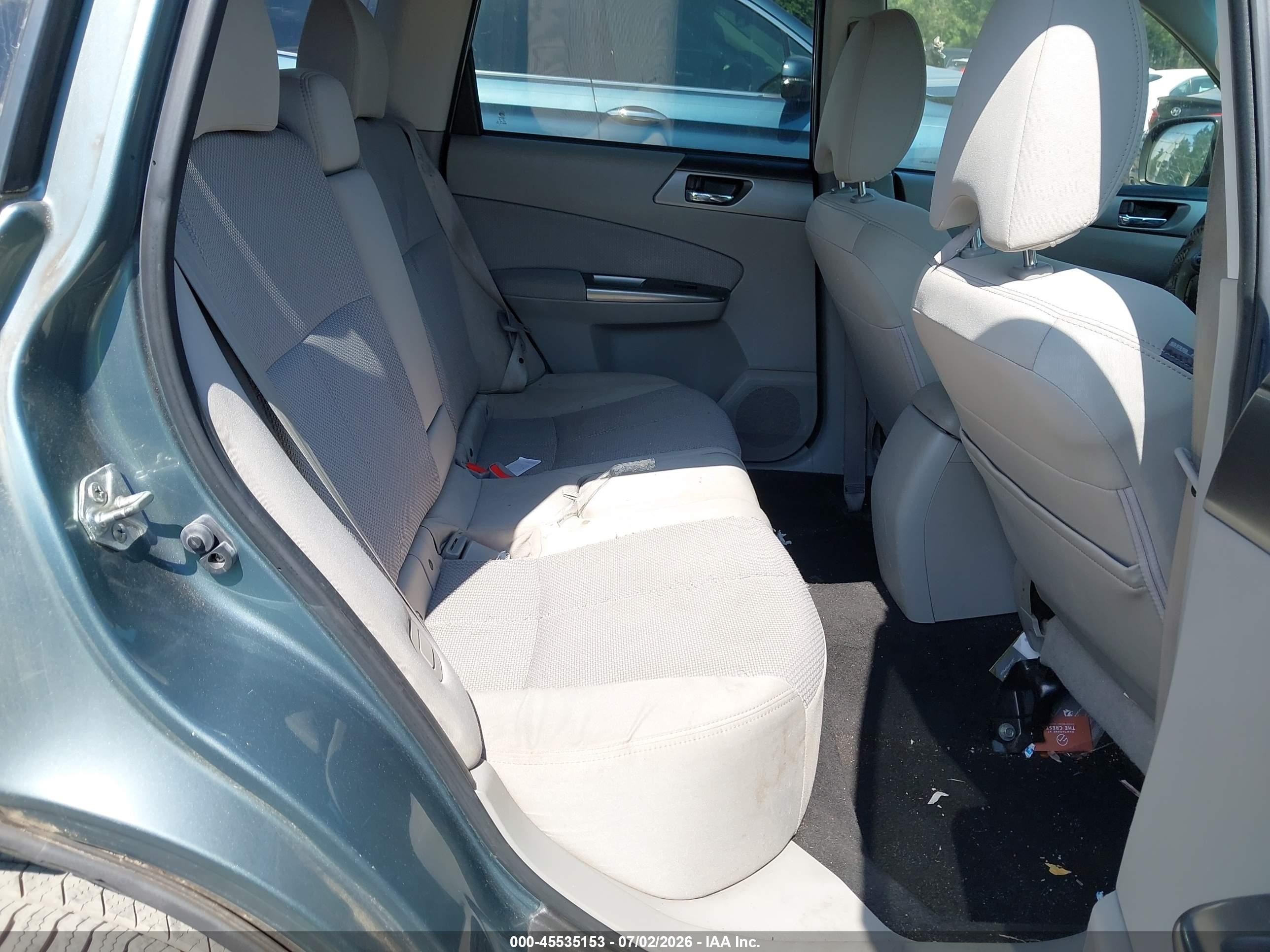 2011 Subaru Forester 2.5x Premium Light Blue vin: JF2SHADC1BH781354