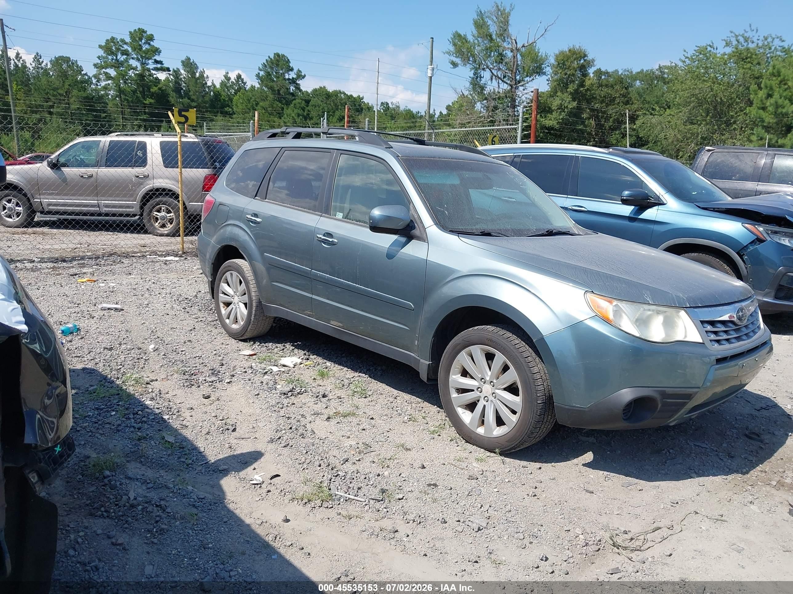 2011 Subaru Forester 2.5x Premium Light Blue vin: JF2SHADC1BH781354