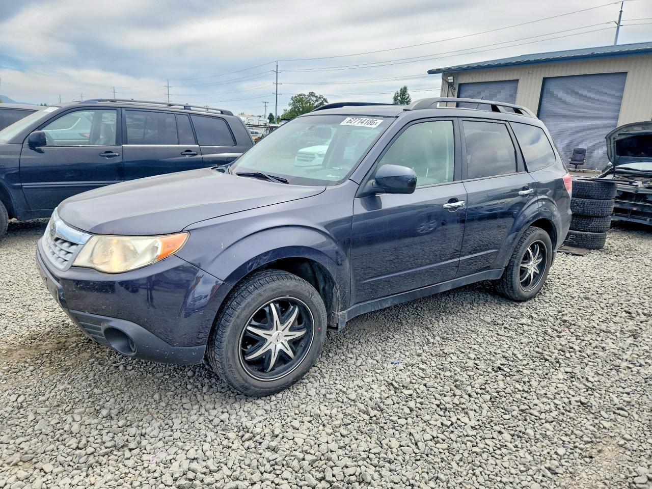 2012 Subaru Forester 2.5x Premium Blue vin: JF2SHADC1CG417250