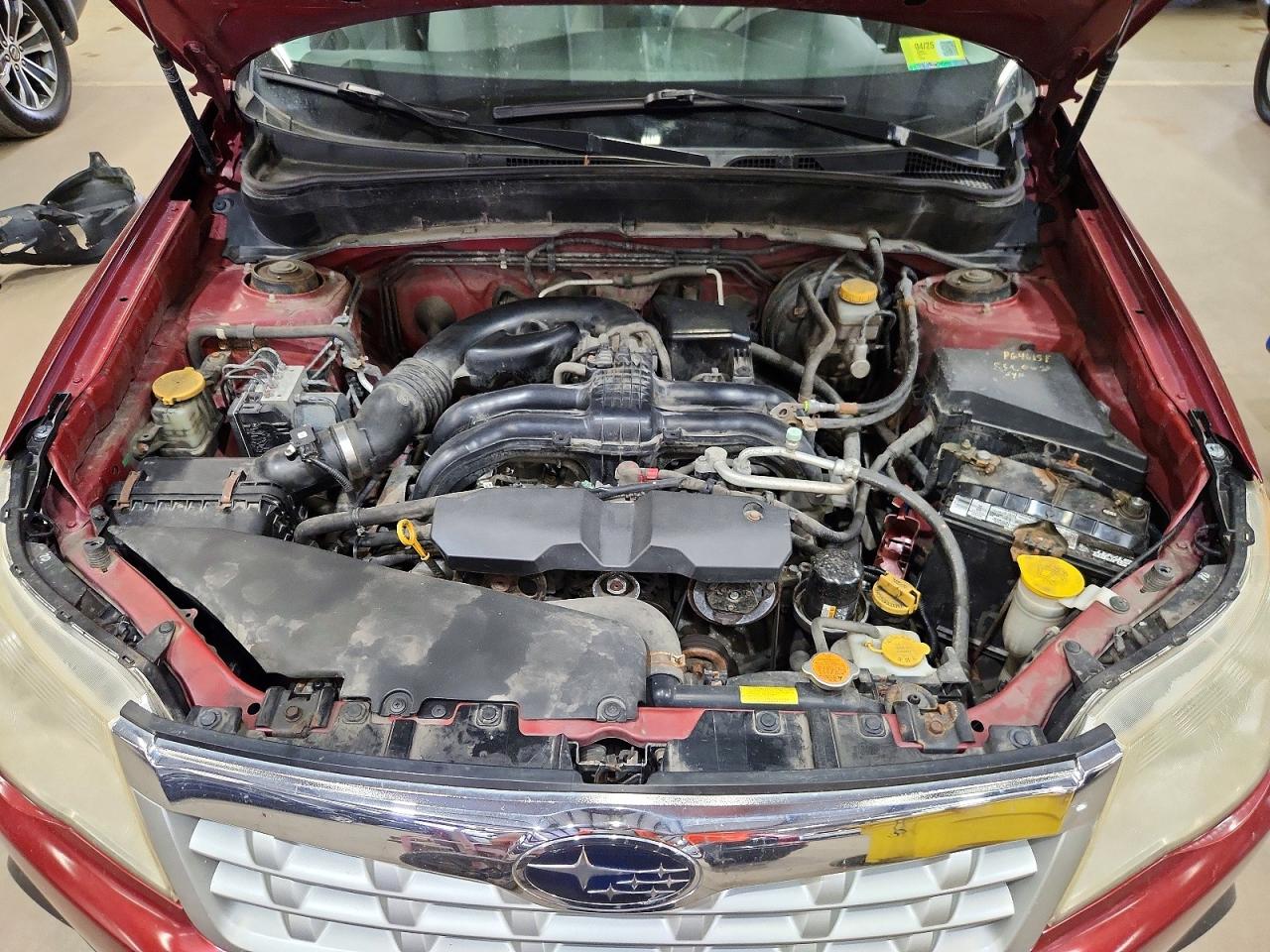 2012 Subaru Forester 2.5x Premium Red vin: JF2SHADC1CH418909