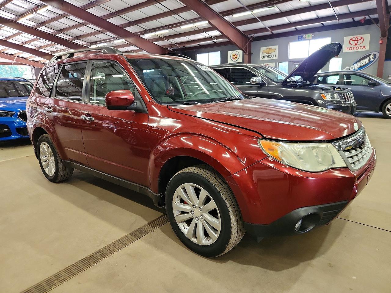 2012 Subaru Forester 2.5x Premium Red vin: JF2SHADC1CH418909