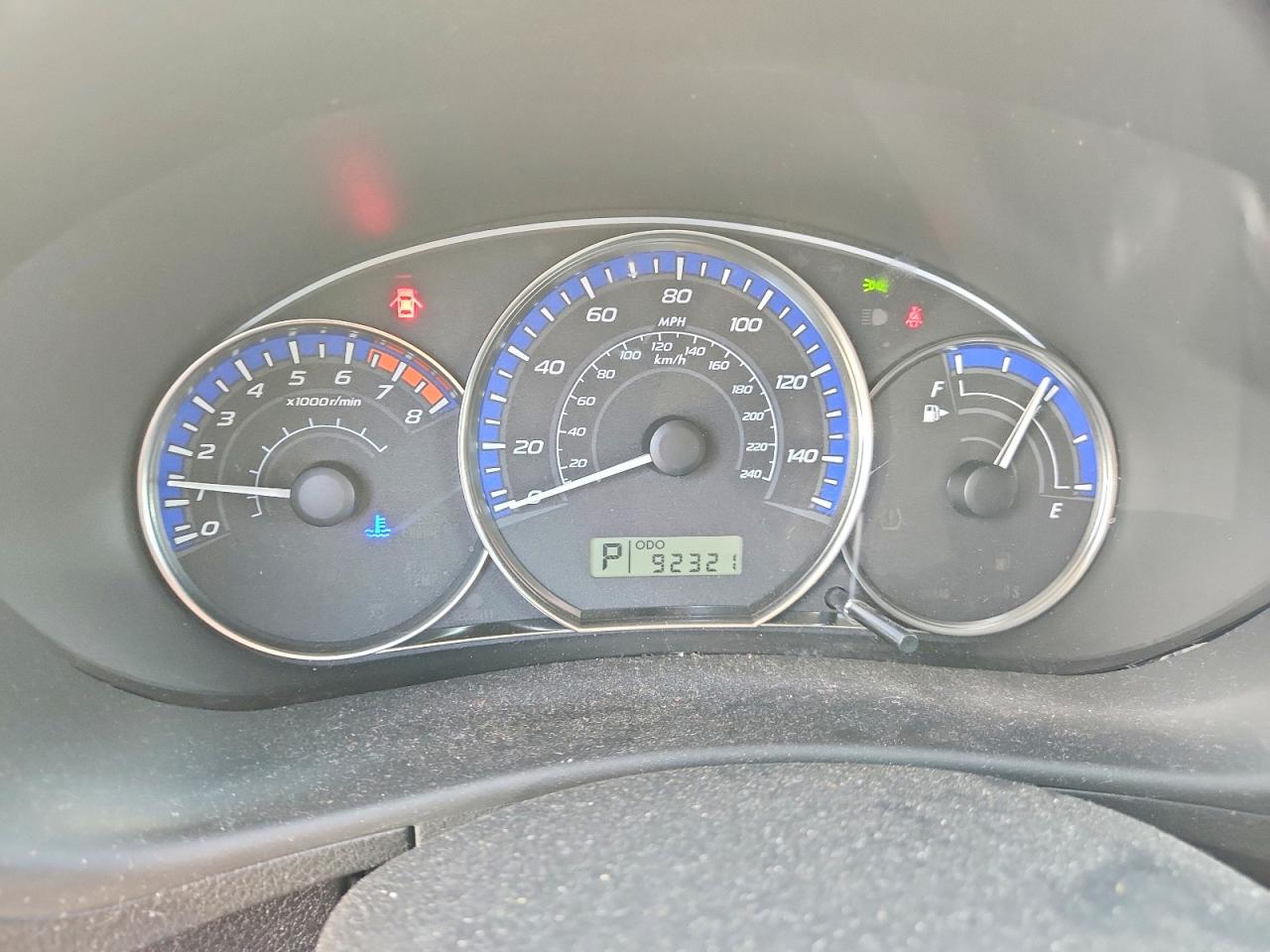 2012 Subaru Forester 2.5x Premium Silver vin: JF2SHADC1CH440537