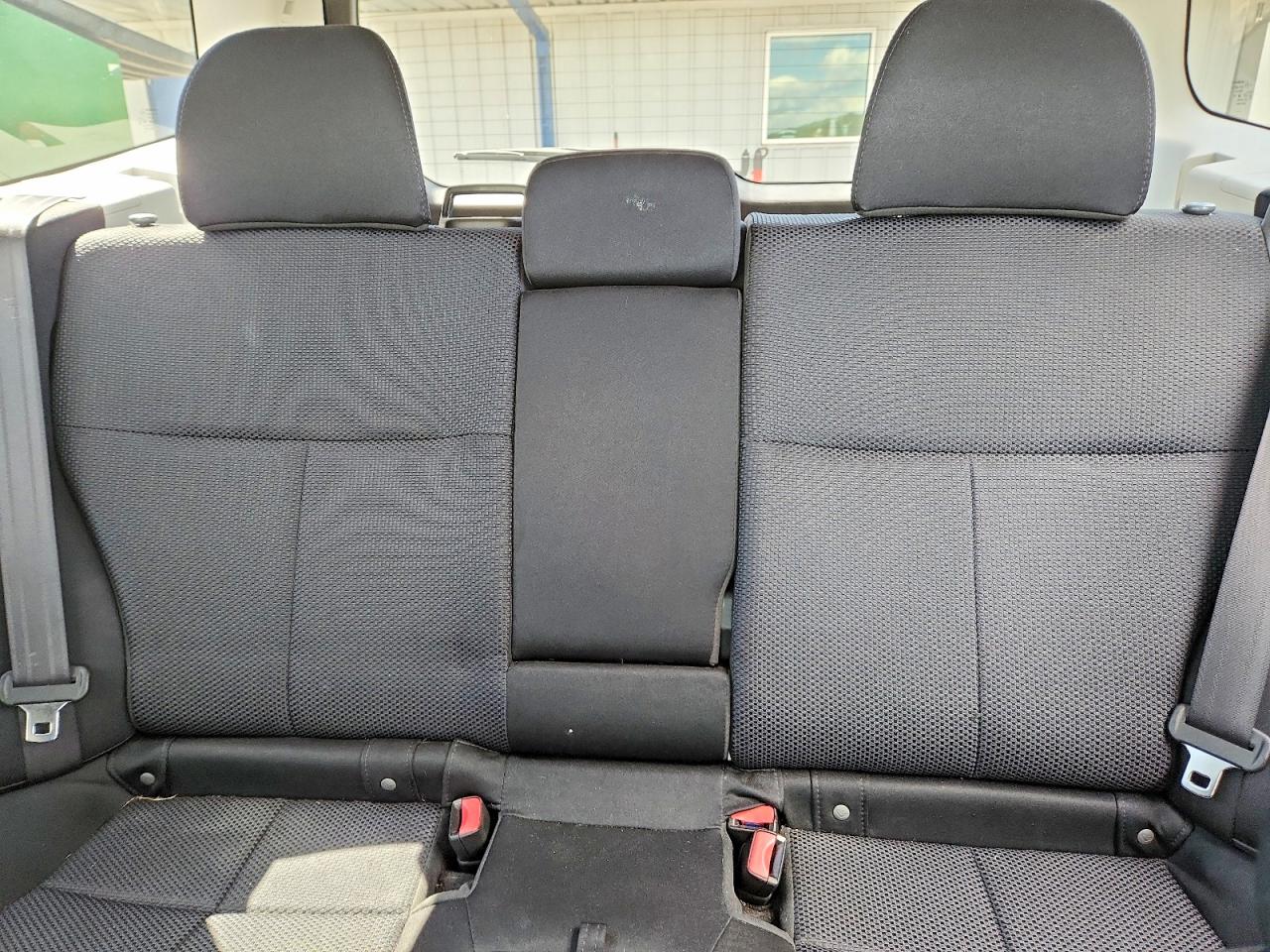 2012 Subaru Forester 2.5x Premium Silver vin: JF2SHADC1CH440537