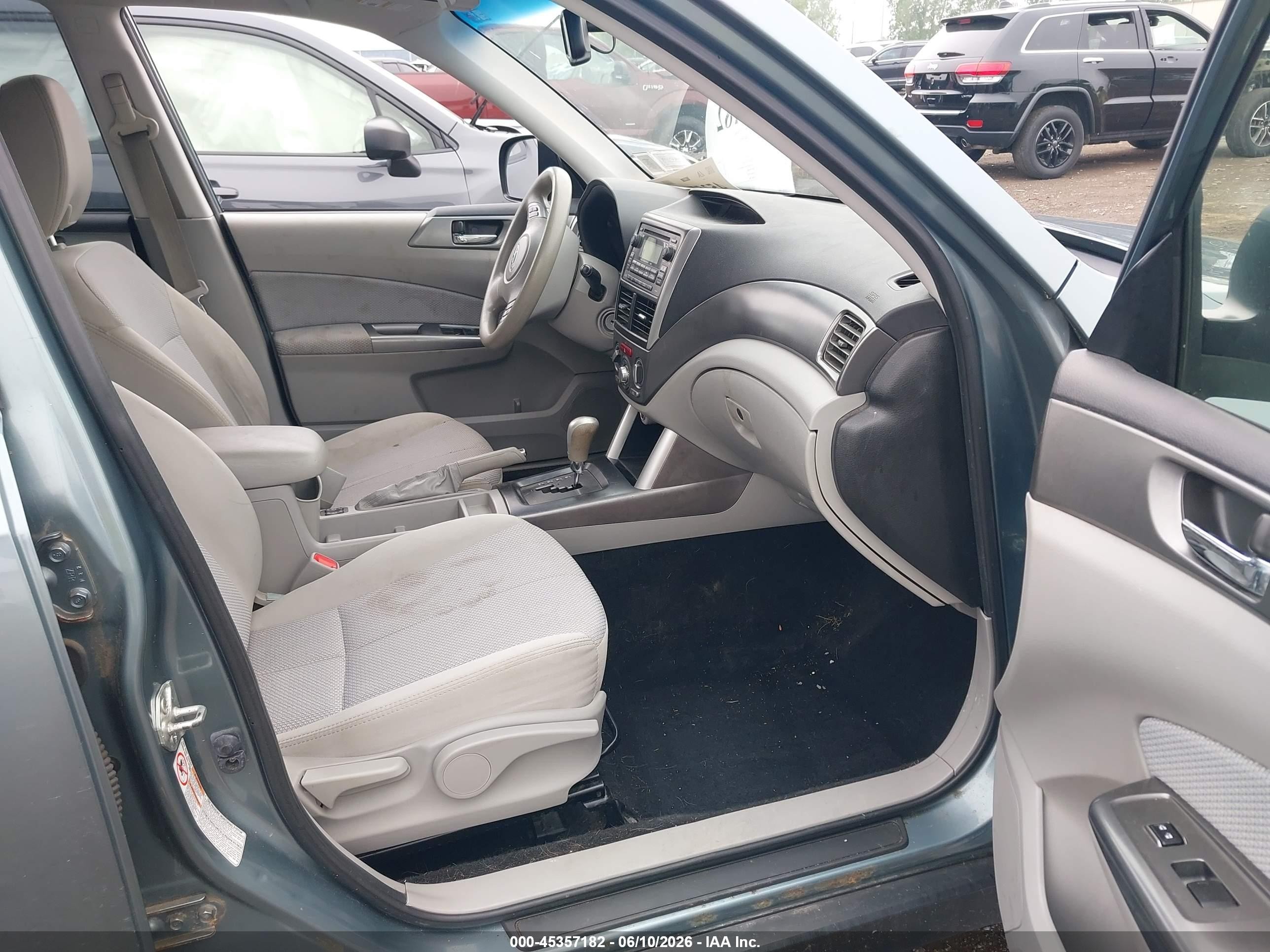 2012 Subaru Forester 2.5x Premium Light Blue vin: JF2SHADC1CH450923