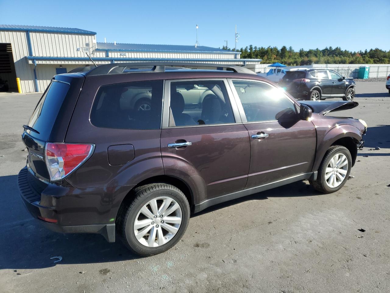 2013 Subaru Forester 2.5x Premium Purple vin: JF2SHADC1DG403527