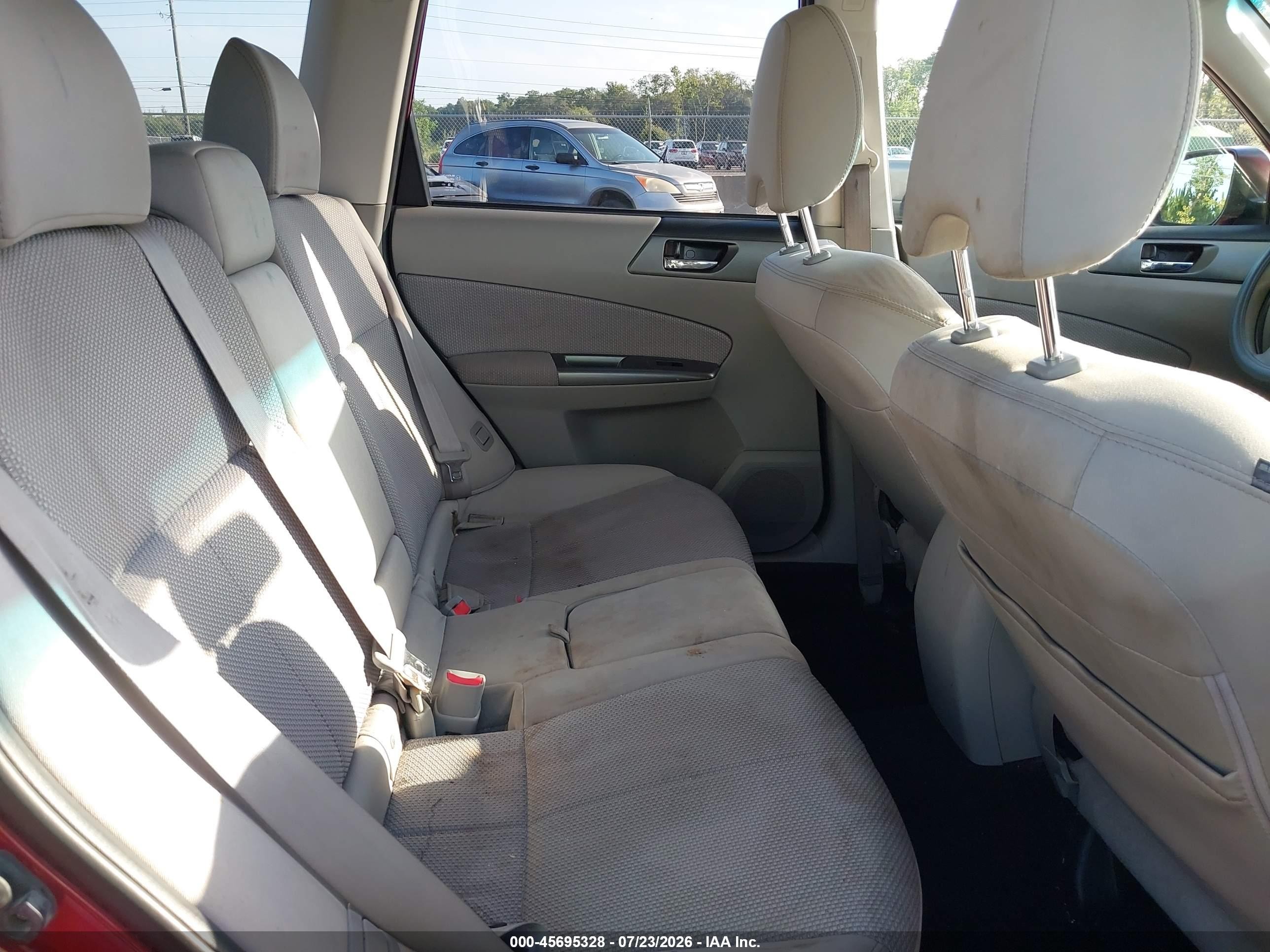 2013 Subaru Forester 2.5x Premium Red vin: JF2SHADC1DH443553