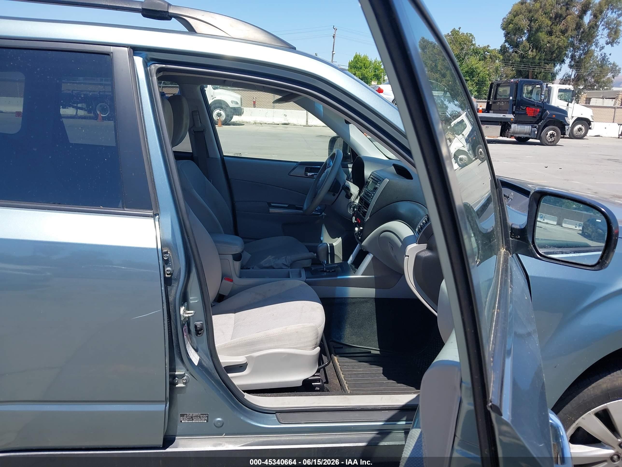 2011 Subaru Forester 2.5x Premium Teal vin: JF2SHADC2BH751179