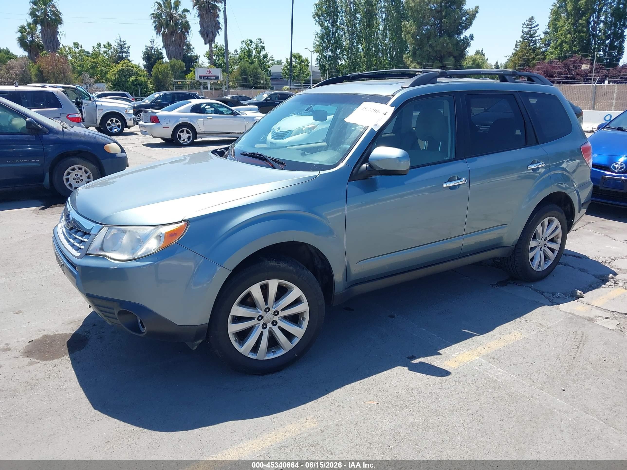 2011 Subaru Forester 2.5x Premium Teal vin: JF2SHADC2BH751179