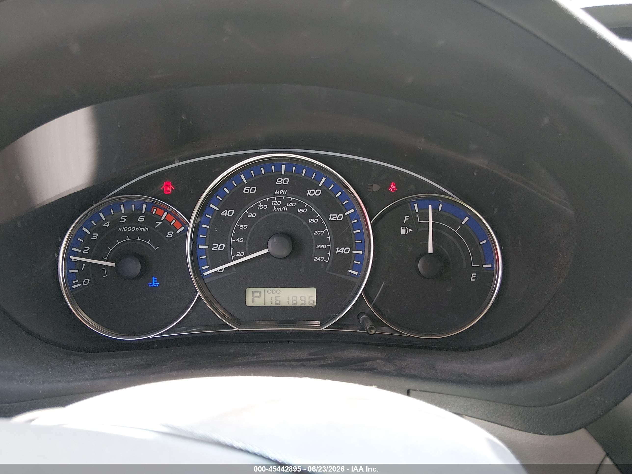 2011 Subaru Forester 2.5x Premium White vin: JF2SHADC2BH758083