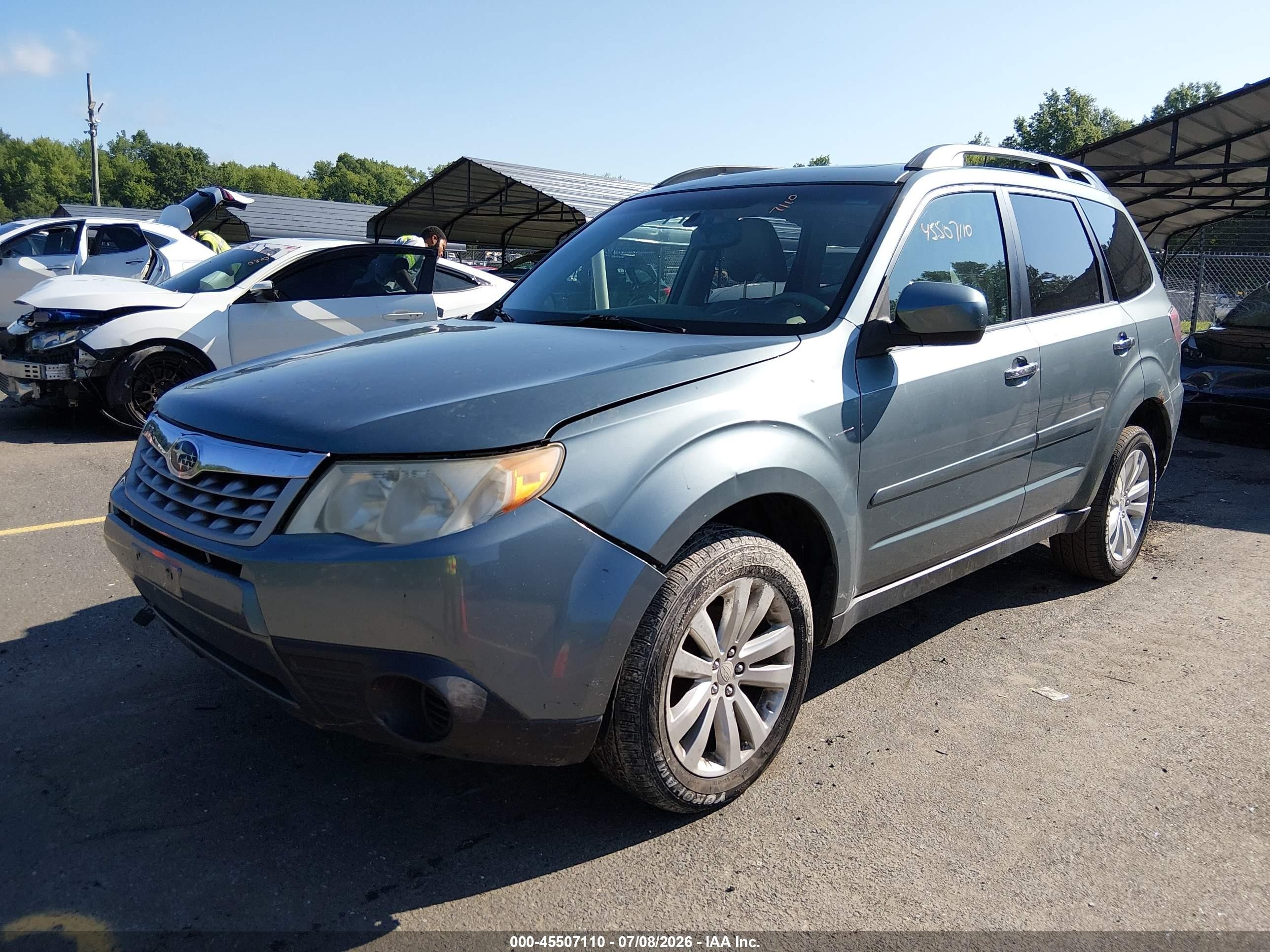 2012 Subaru Forester 2.5x Premium Light Blue vin: JF2SHADC2CH447531