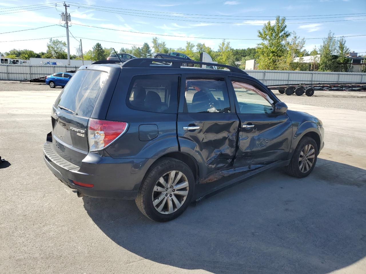 2012 Subaru Forester 2.5x Premium Charcoal vin: JF2SHADC2CH451093