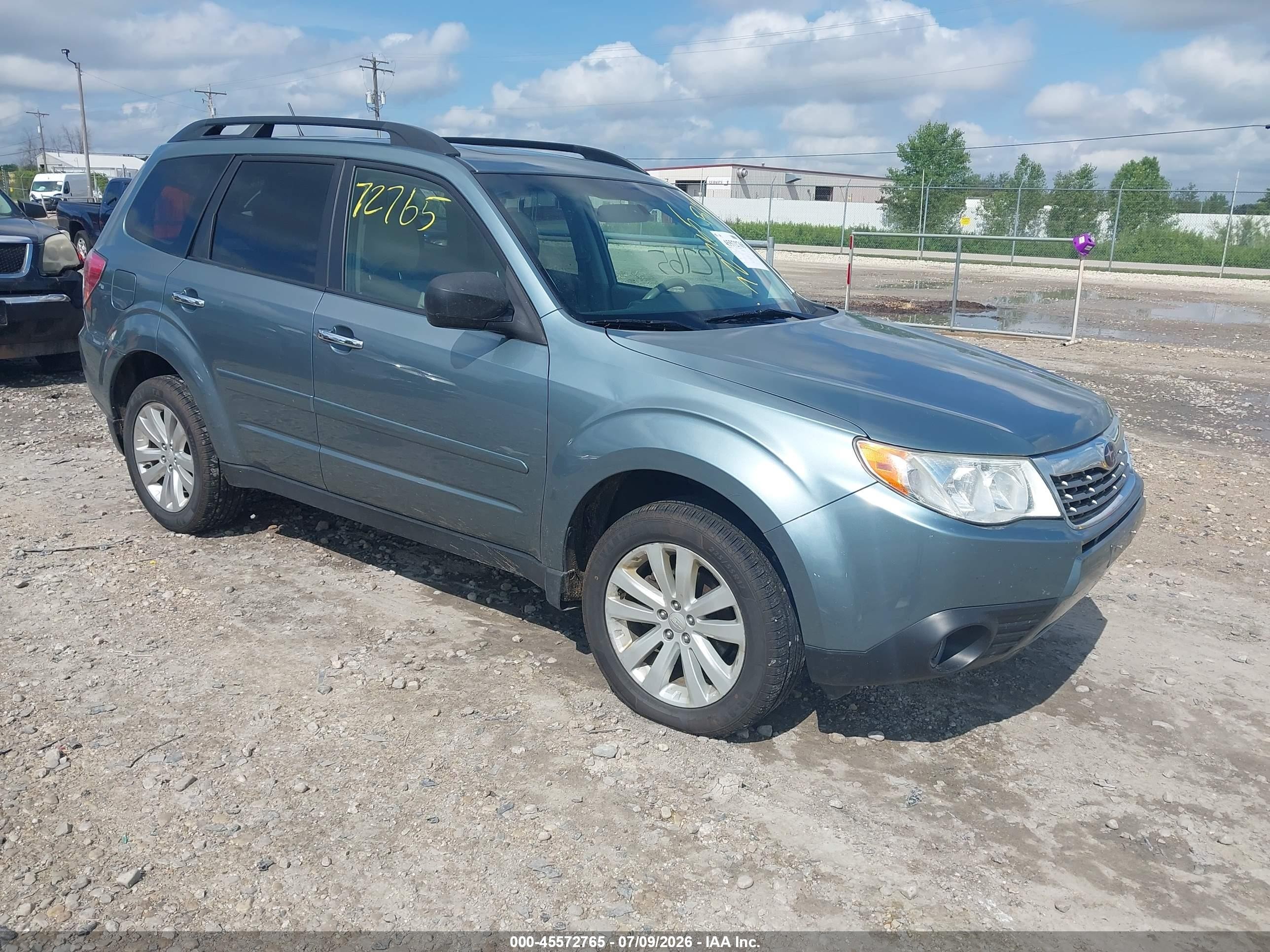 2012 Subaru Forester 2.5x Premium Green vin: JF2SHADC2CH463678