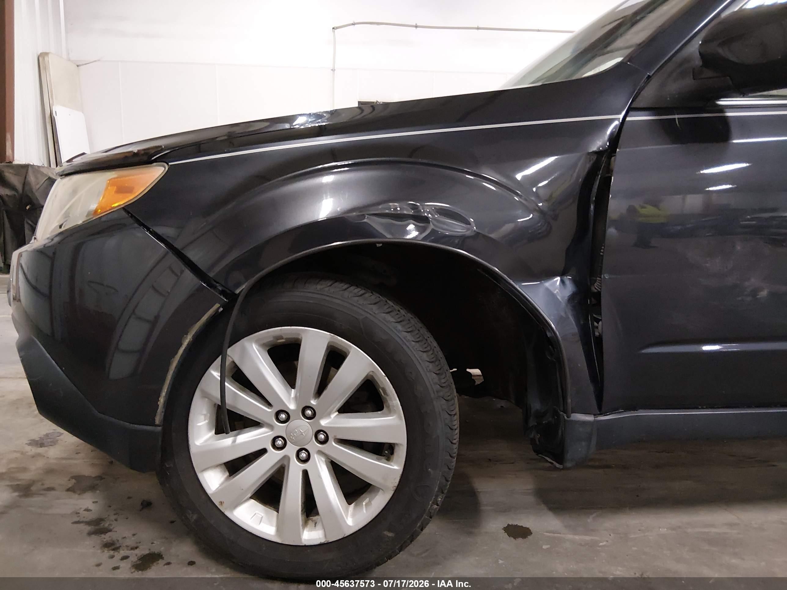 2013 Subaru Forester 2.5x Premium Gray vin: JF2SHADC2DH410755
