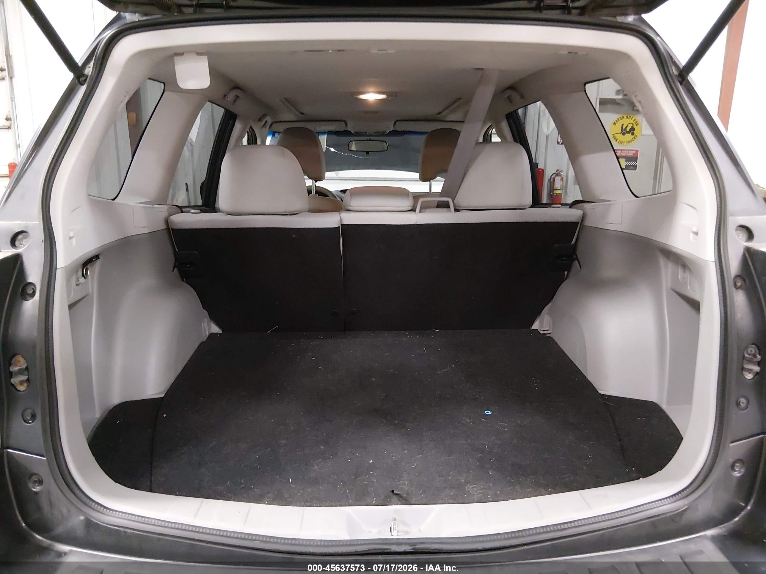 2013 Subaru Forester 2.5x Premium Gray vin: JF2SHADC2DH410755