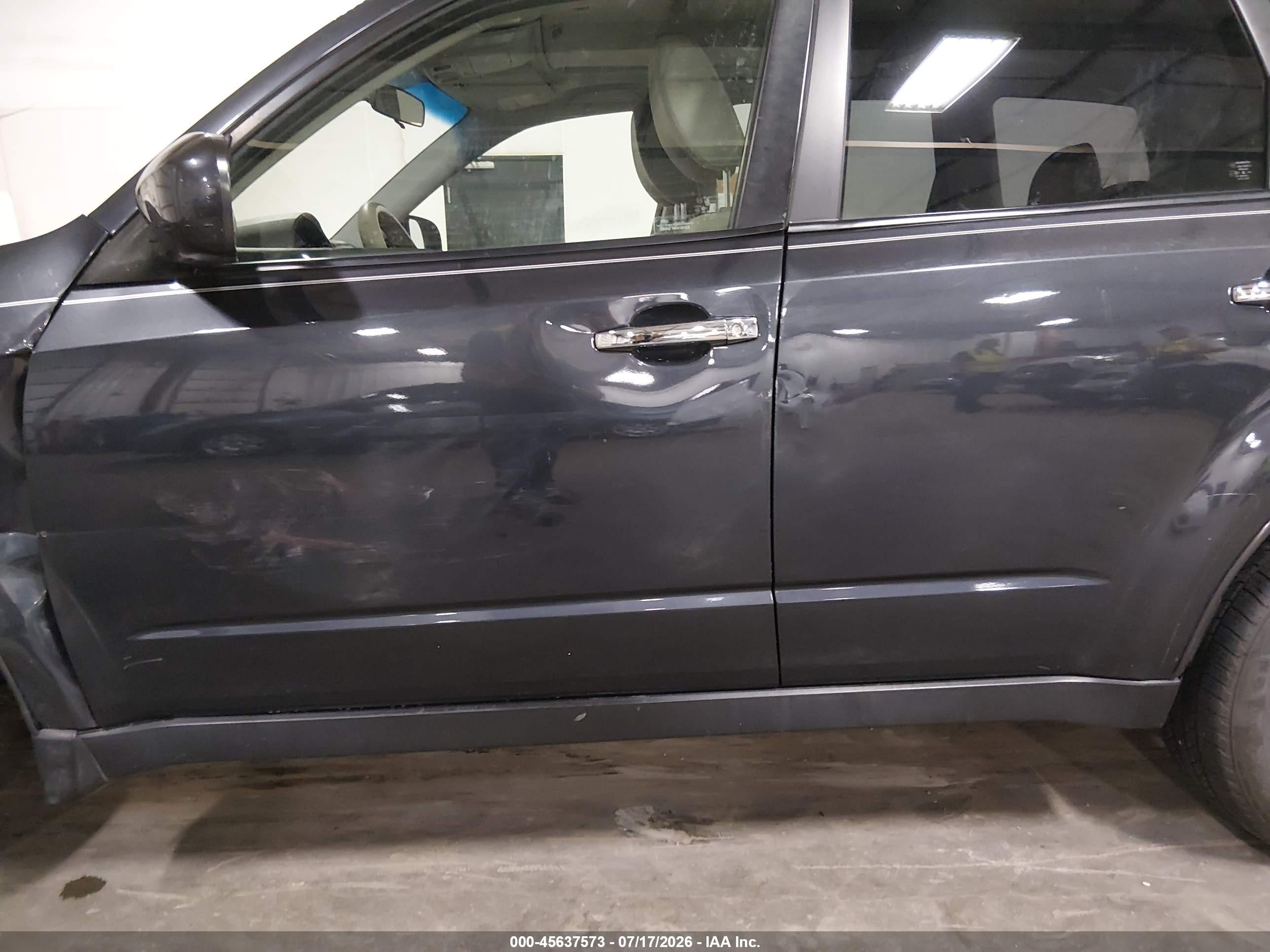2013 Subaru Forester 2.5x Premium Gray vin: JF2SHADC2DH410755