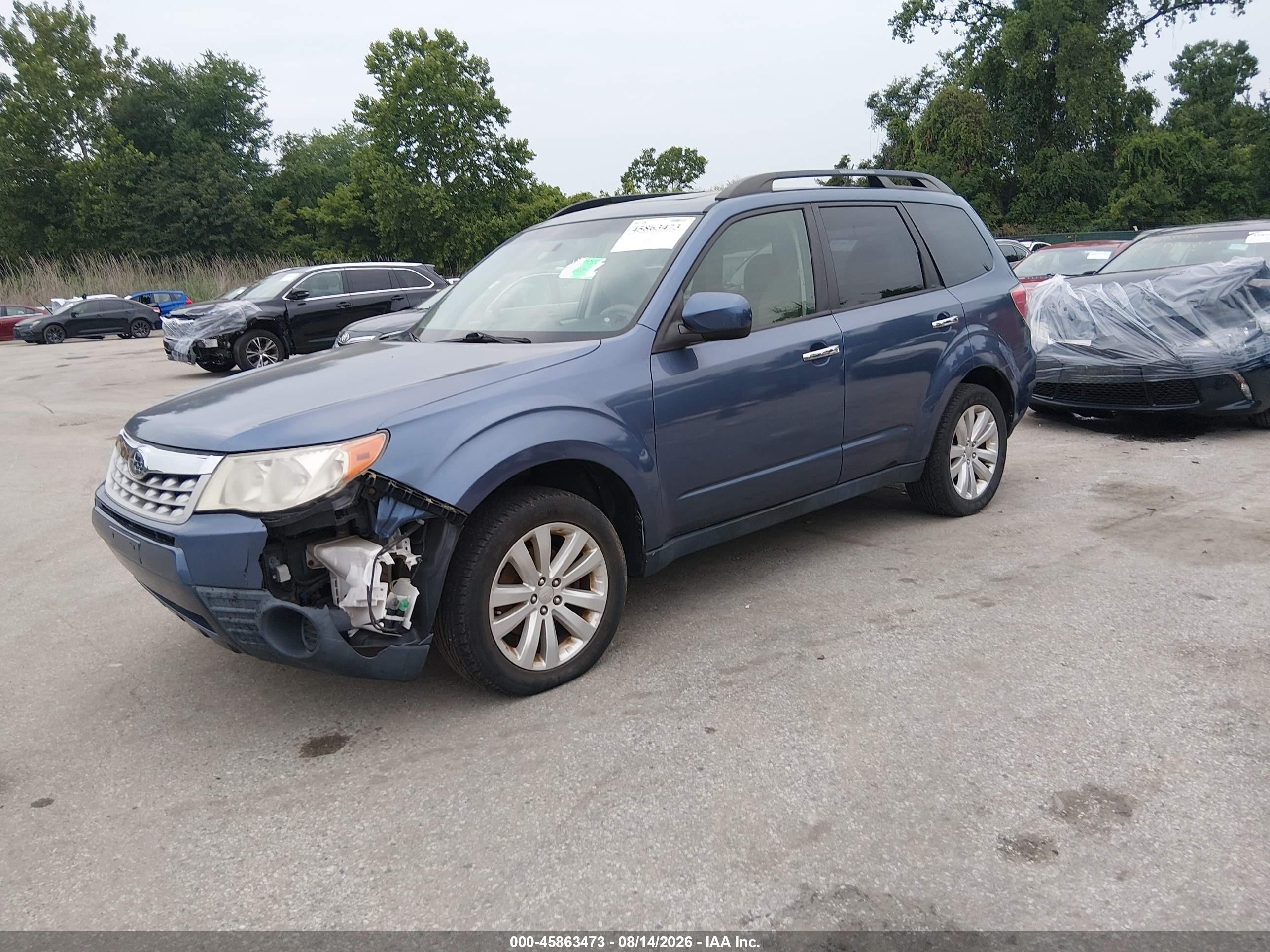 2013 Subaru Forester 2.5x Premium Blue vin: JF2SHADC2DH410982