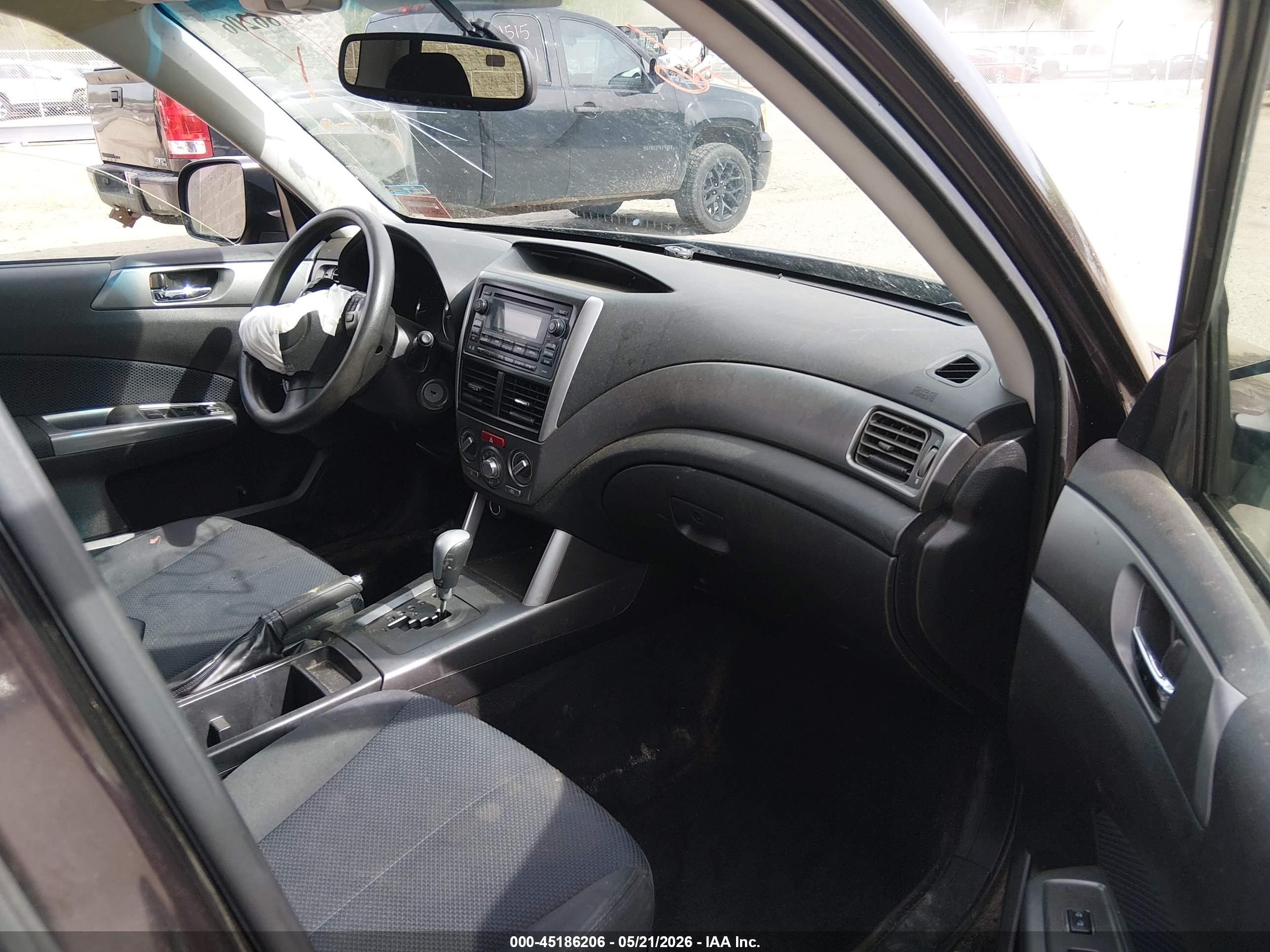 2013 Subaru Forester 2.5x Premium Black vin: JF2SHADC2DH421299