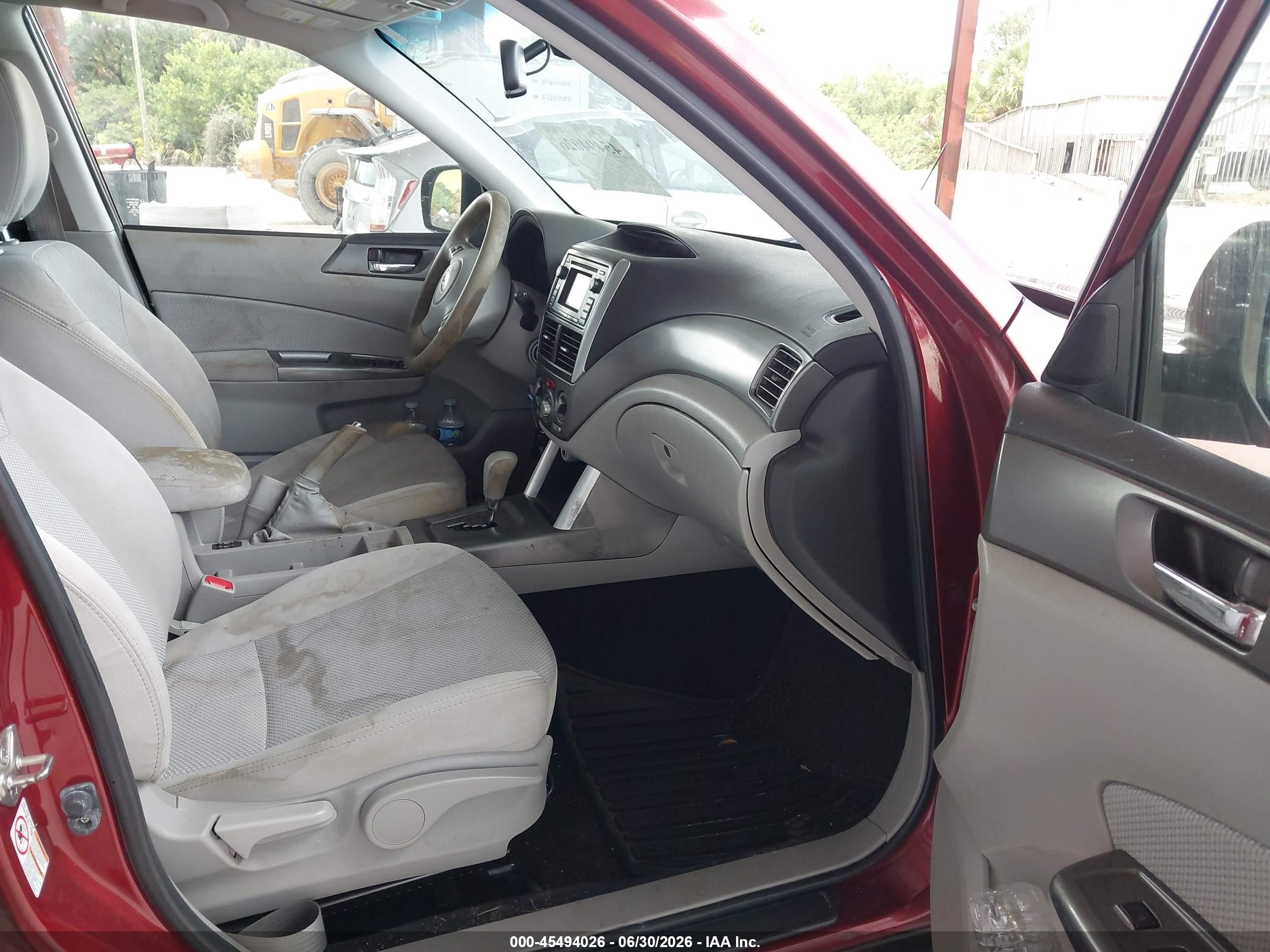 2013 Subaru Forester 2.5x Premium Red vin: JF2SHADC2DH442492