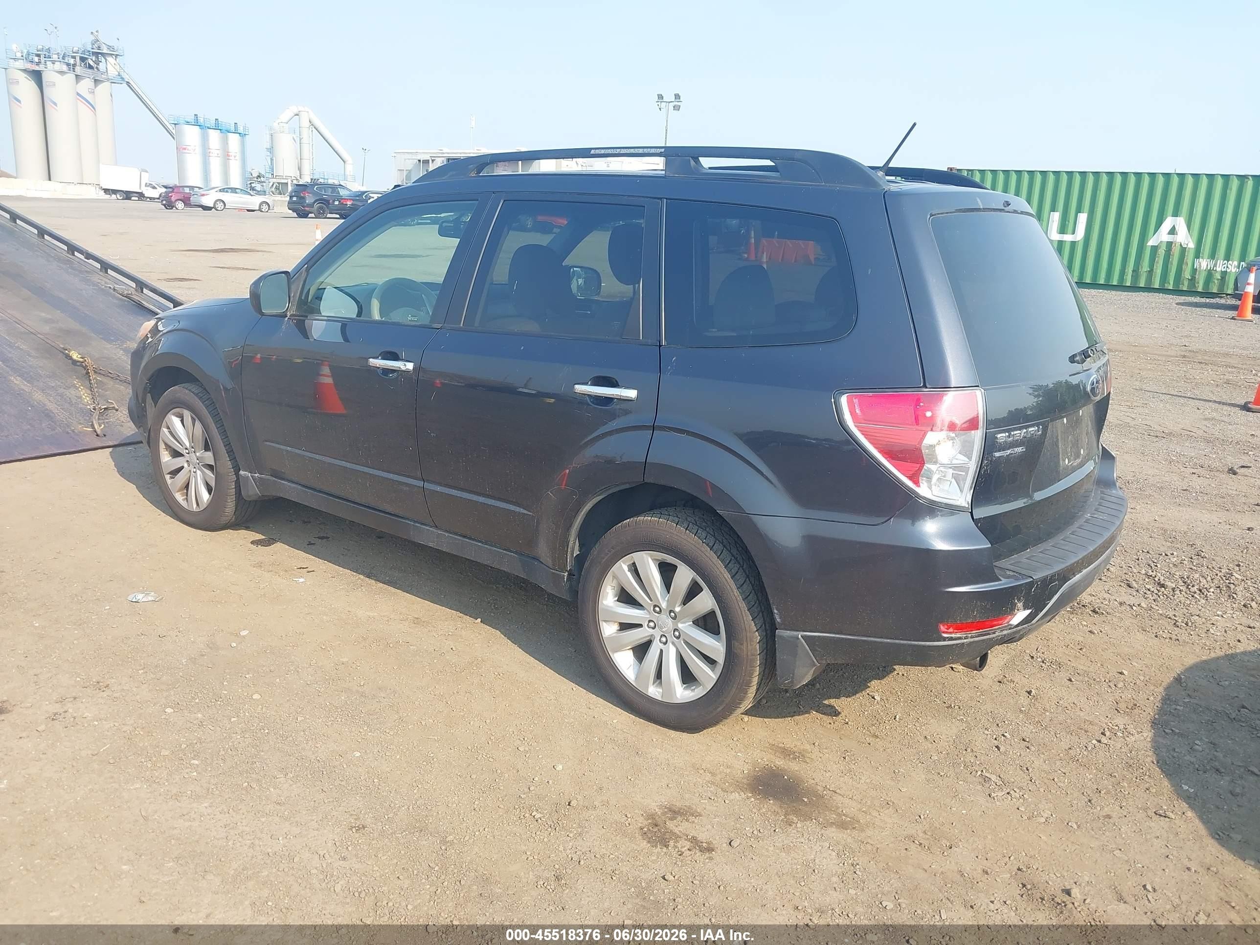 2013 Subaru Forester 2.5x Premium Gray vin: JF2SHADC2DH443805