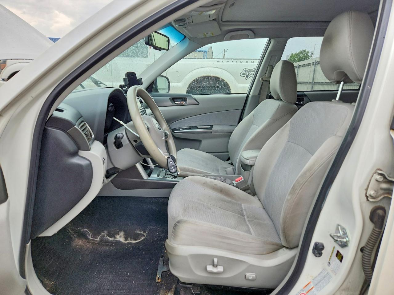 2011 Subaru Forester 2.5x Premium White vin: JF2SHADC3BH737078