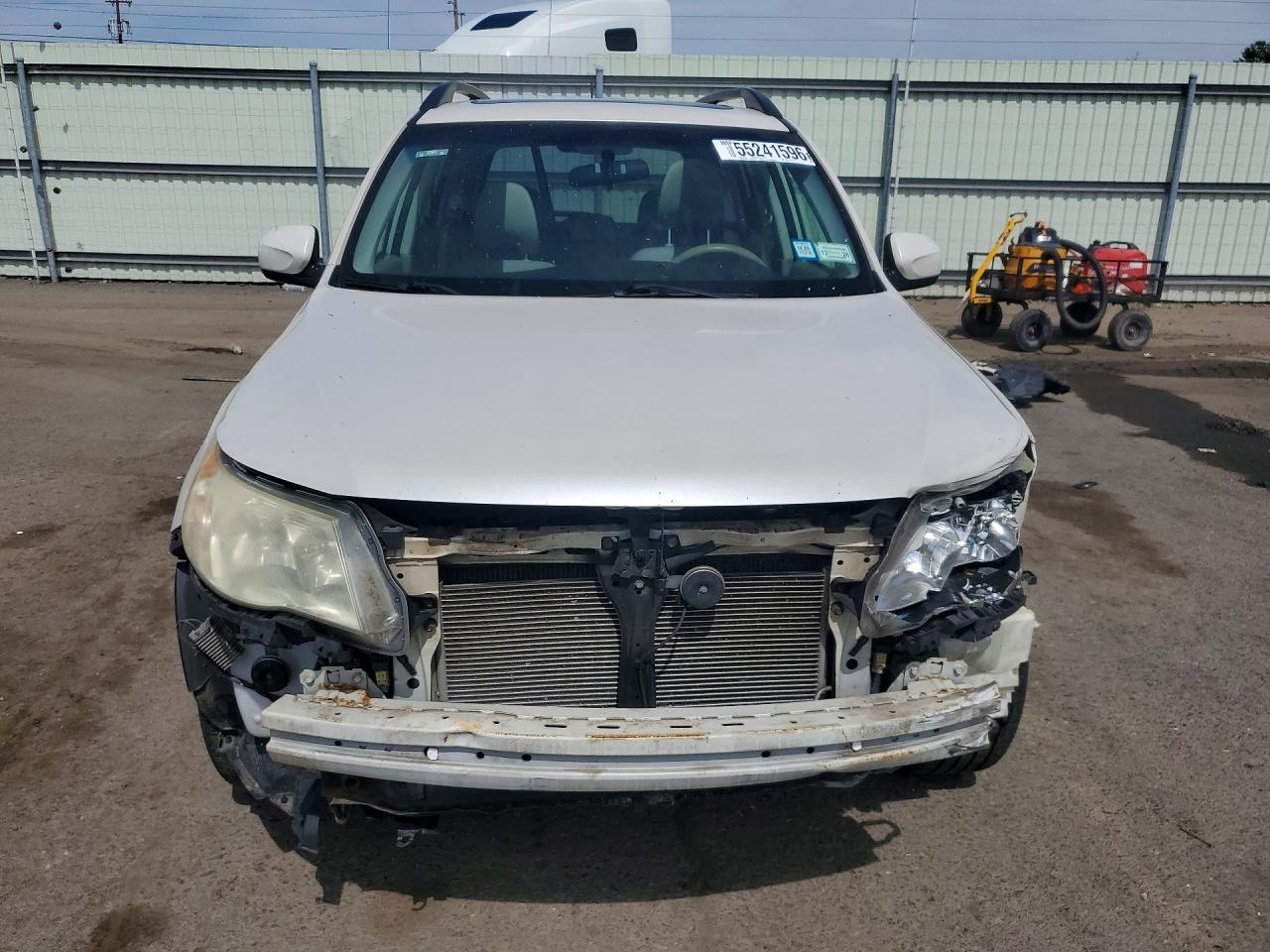 2011 Subaru Forester 2.5x Premium White vin: JF2SHADC3BH777807