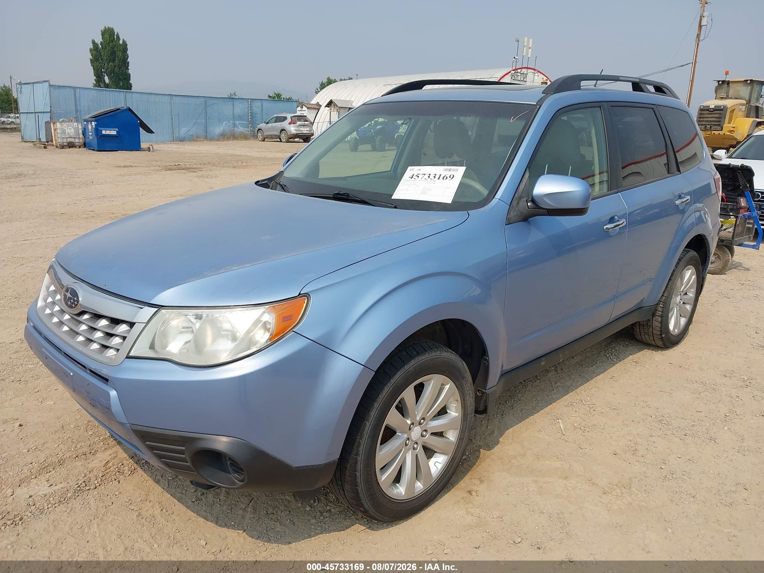 2012 Subaru Forester 2.5x Premium Blue vin: JF2SHADC3CH404106