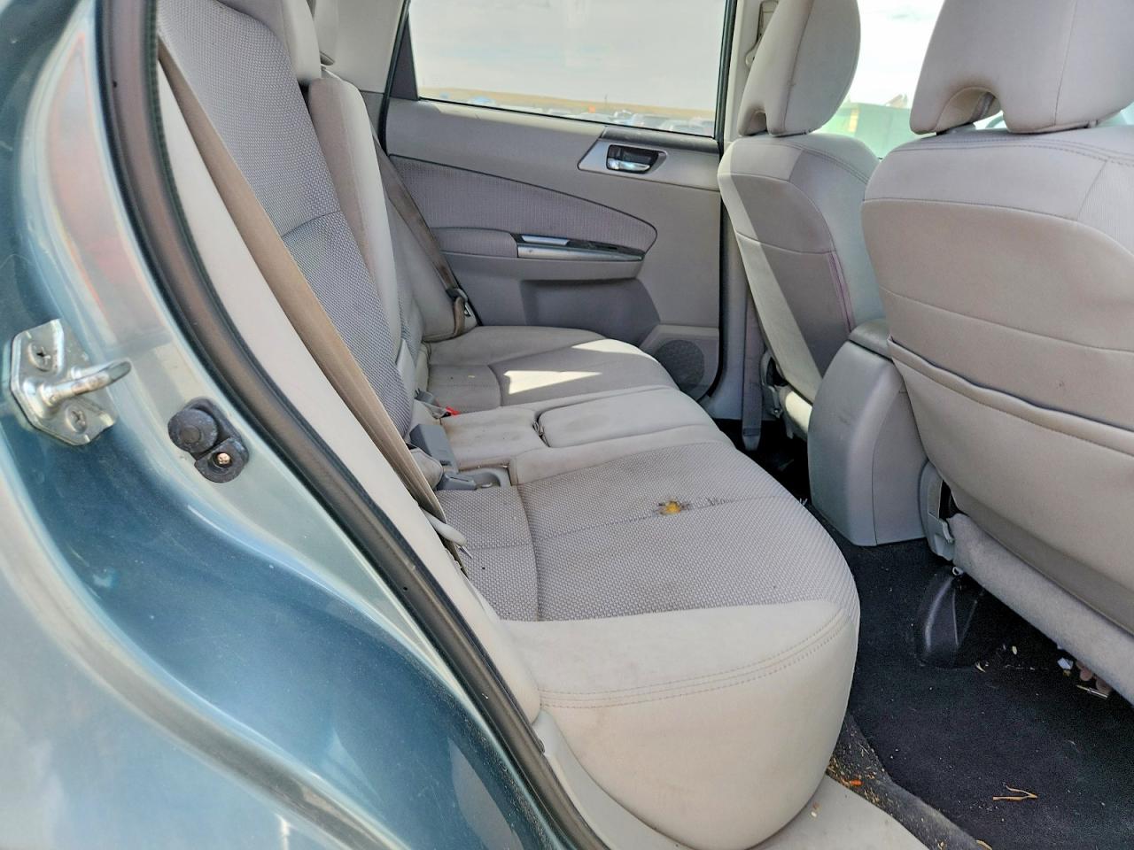 2012 Subaru Forester 2.5x Premium Зеленый vin: JF2SHADC3CH414859
