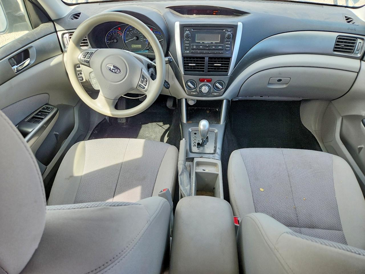 2012 Subaru Forester 2.5x Premium Зеленый vin: JF2SHADC3CH414859