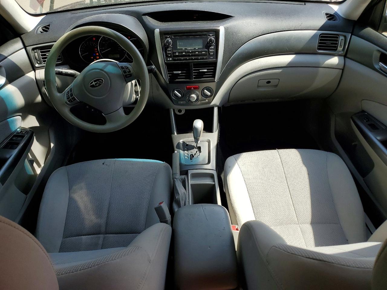 2012 Subaru Forester 2.5x Premium Red vin: JF2SHADC3CH434609