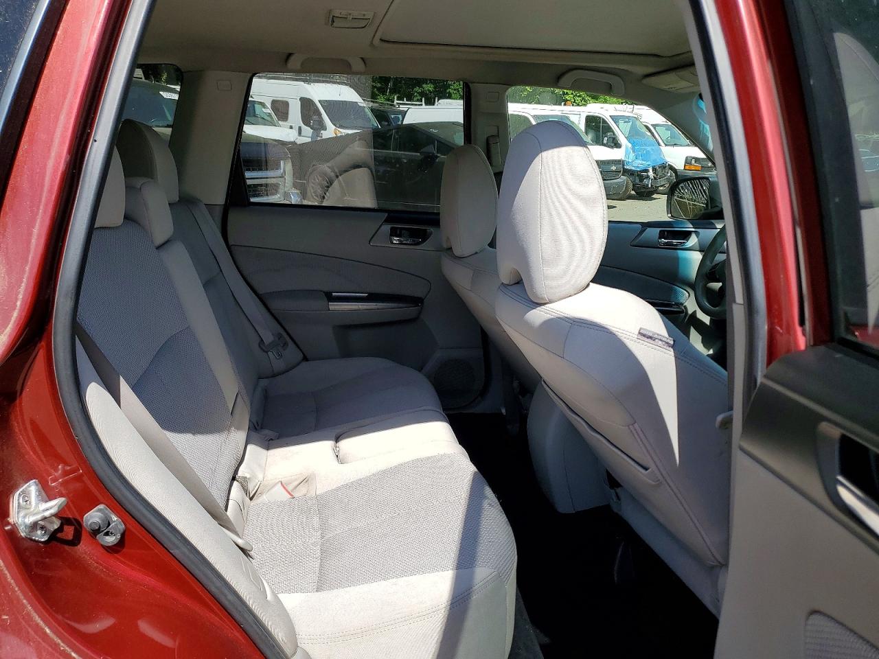 2012 Subaru Forester 2.5x Premium Red vin: JF2SHADC3CH434609