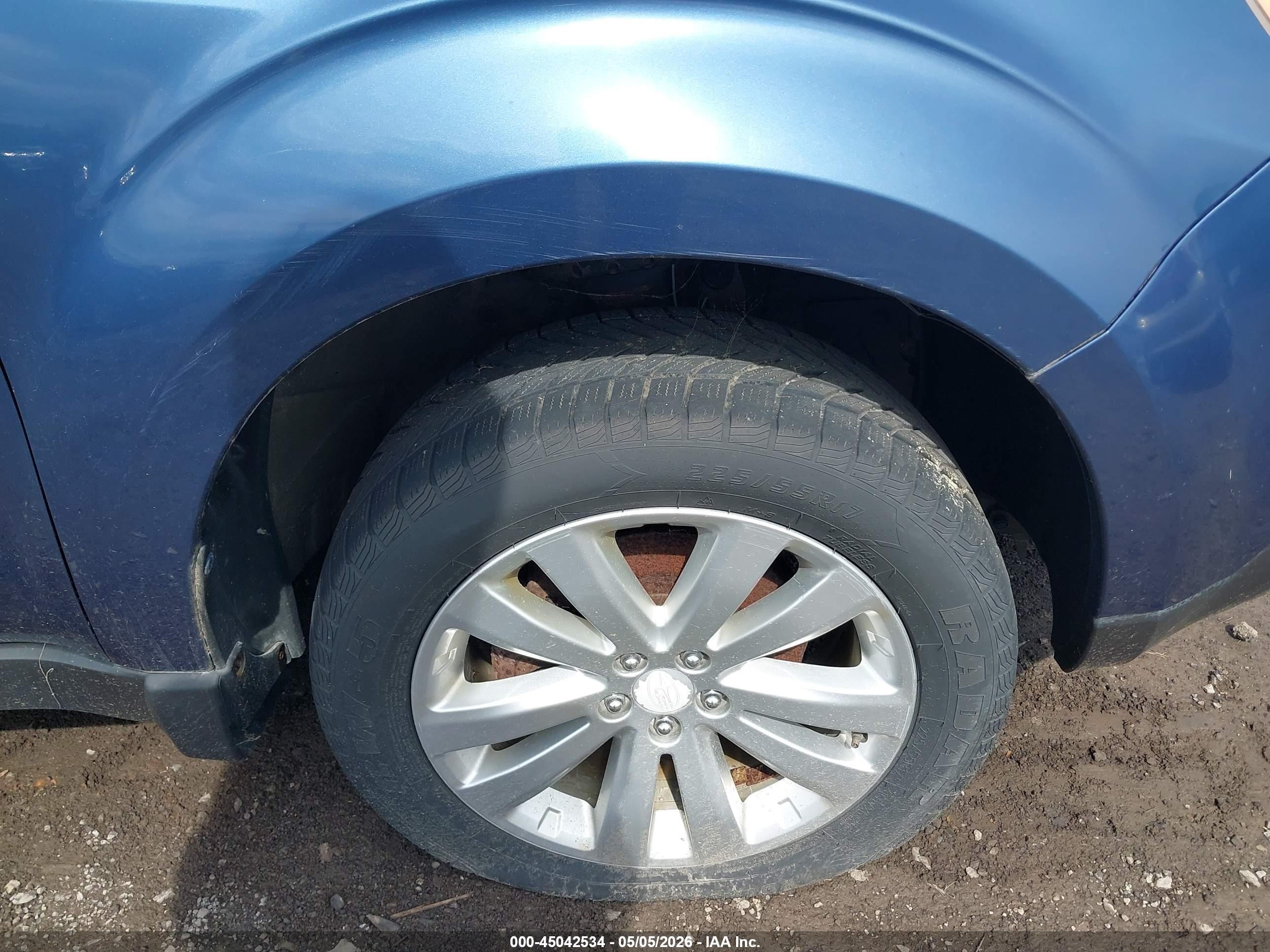 2012 Subaru Forester 2.5x Premium Blue vin: JF2SHADC3CH441592