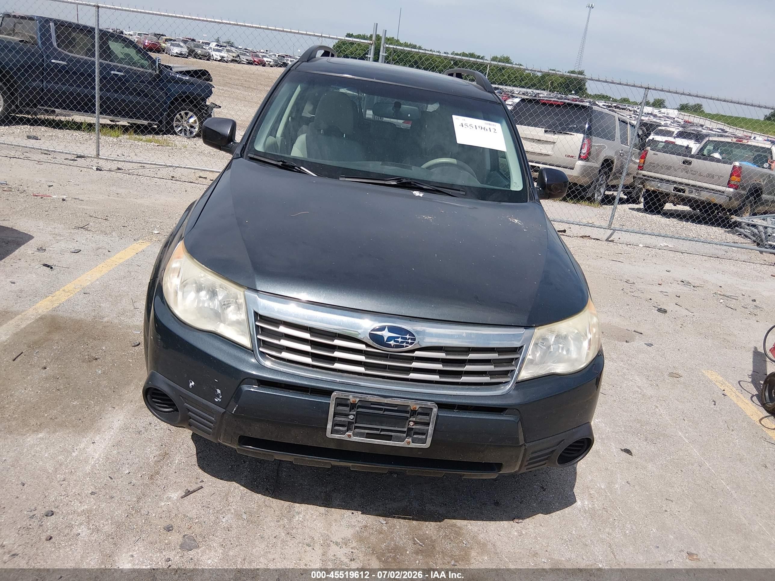 2012 Subaru Forester 2.5x Premium Beige vin: JF2SHADC3CH443066
