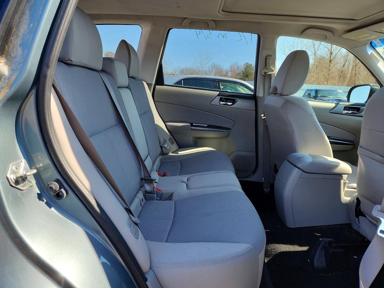 2012 Subaru Forester 2.5x Premium Green vin: JF2SHADC3CH458313