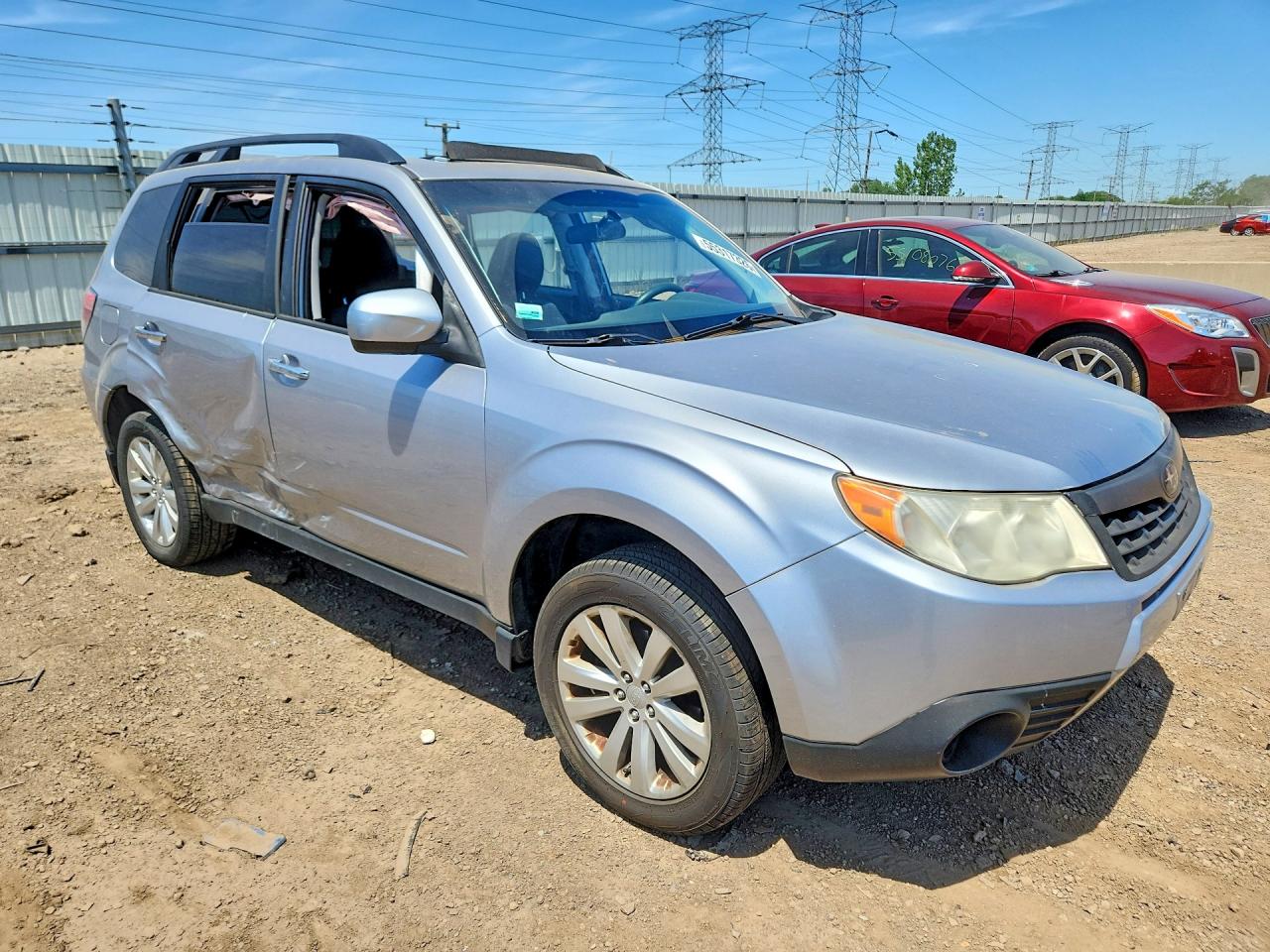 2013 Subaru Forester 2.5x Premium Silver vin: JF2SHADC3DH424261