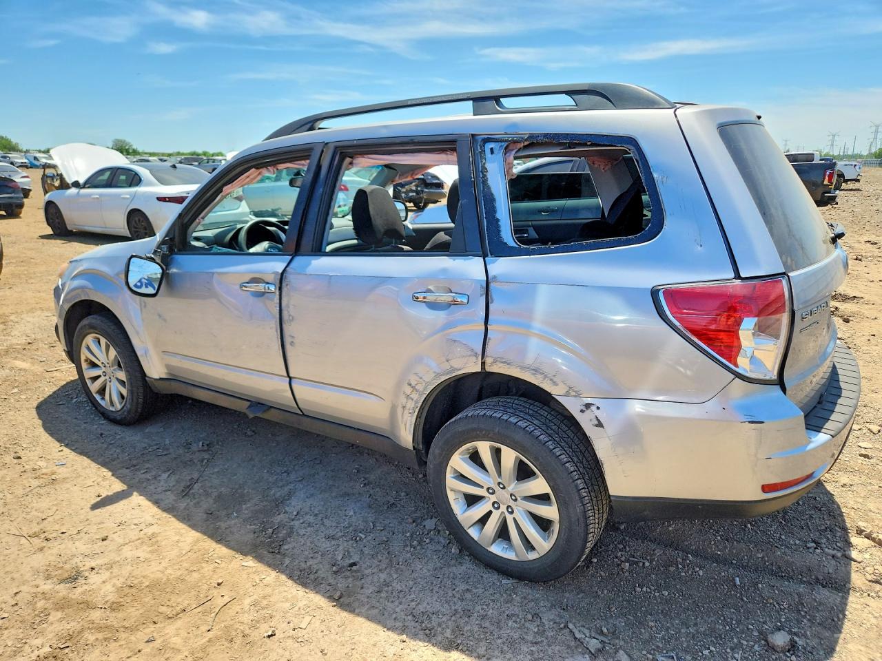 2013 Subaru Forester 2.5x Premium Silver vin: JF2SHADC3DH424261