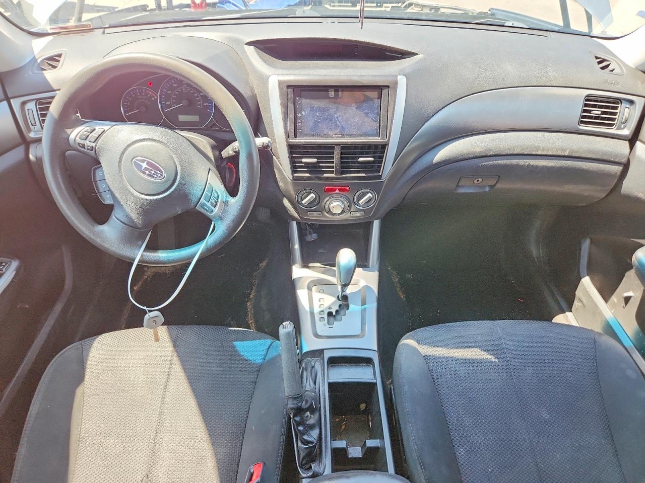 2013 Subaru Forester 2.5x Premium Silver vin: JF2SHADC3DH439942