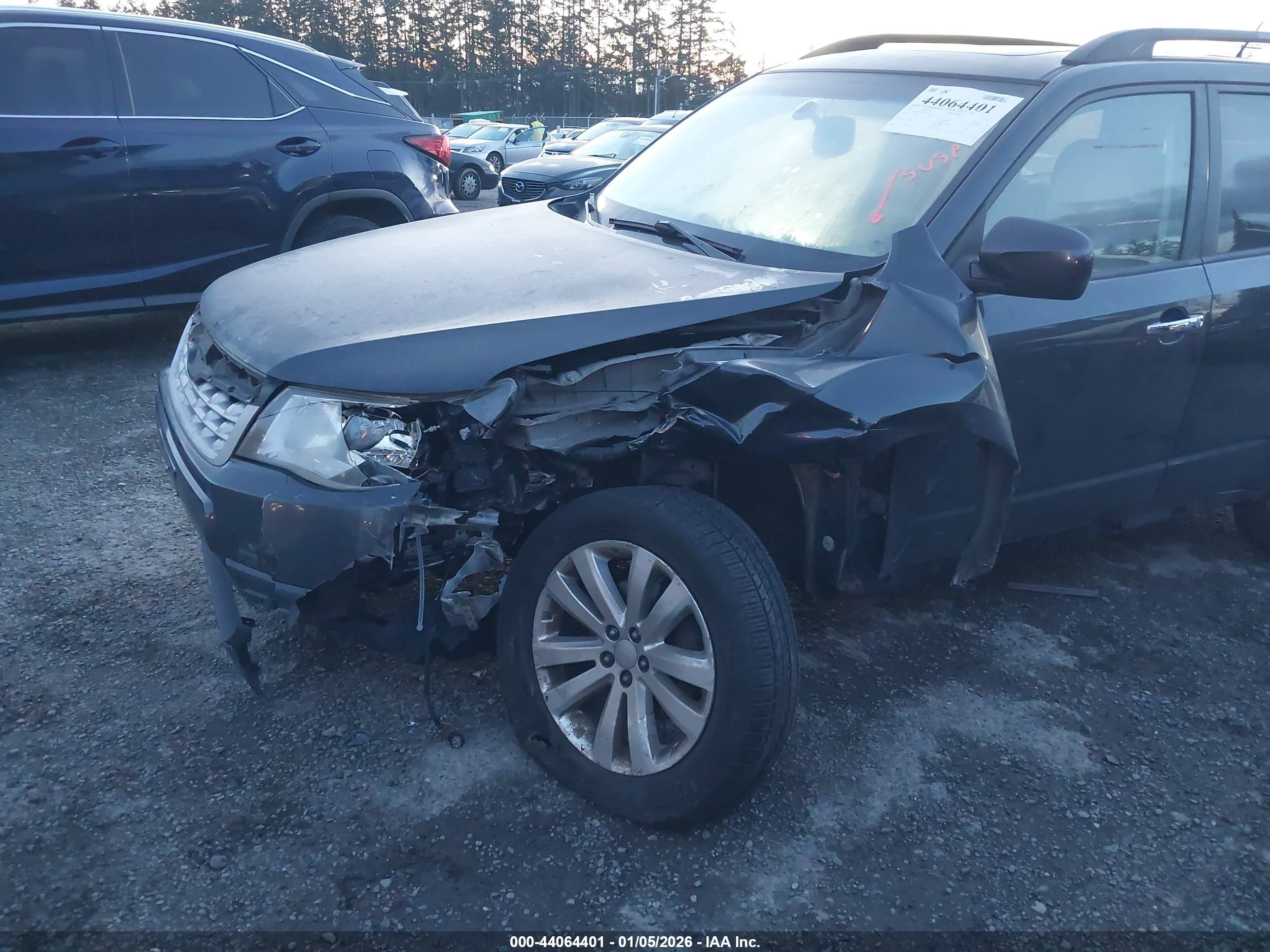 2013 Subaru Forester 2.5x Premium Black vin: JF2SHADC3DH440928