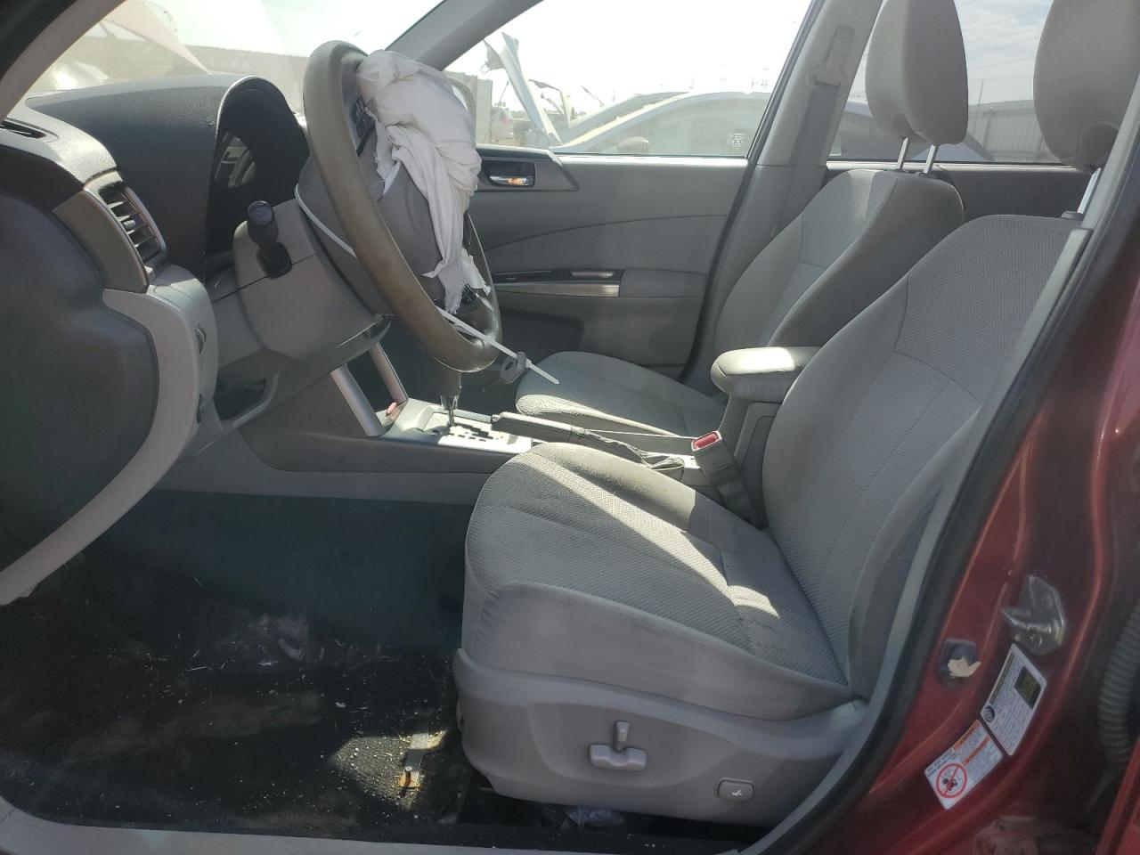2013 Subaru Forester 2.5x Premium Red vin: JF2SHADC3DH441268