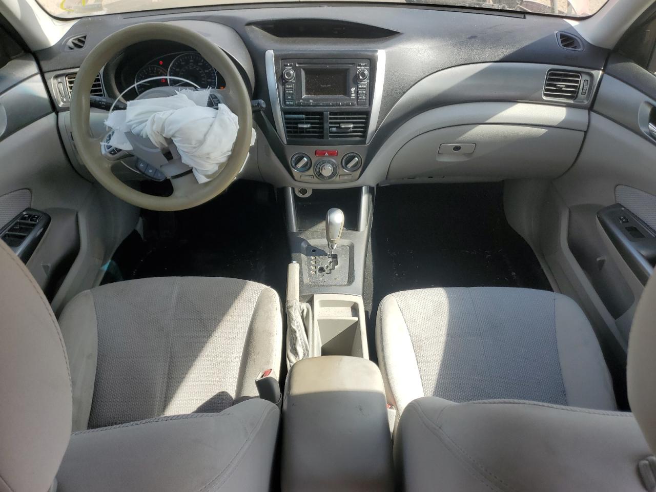 2013 Subaru Forester 2.5x Premium Red vin: JF2SHADC3DH441268