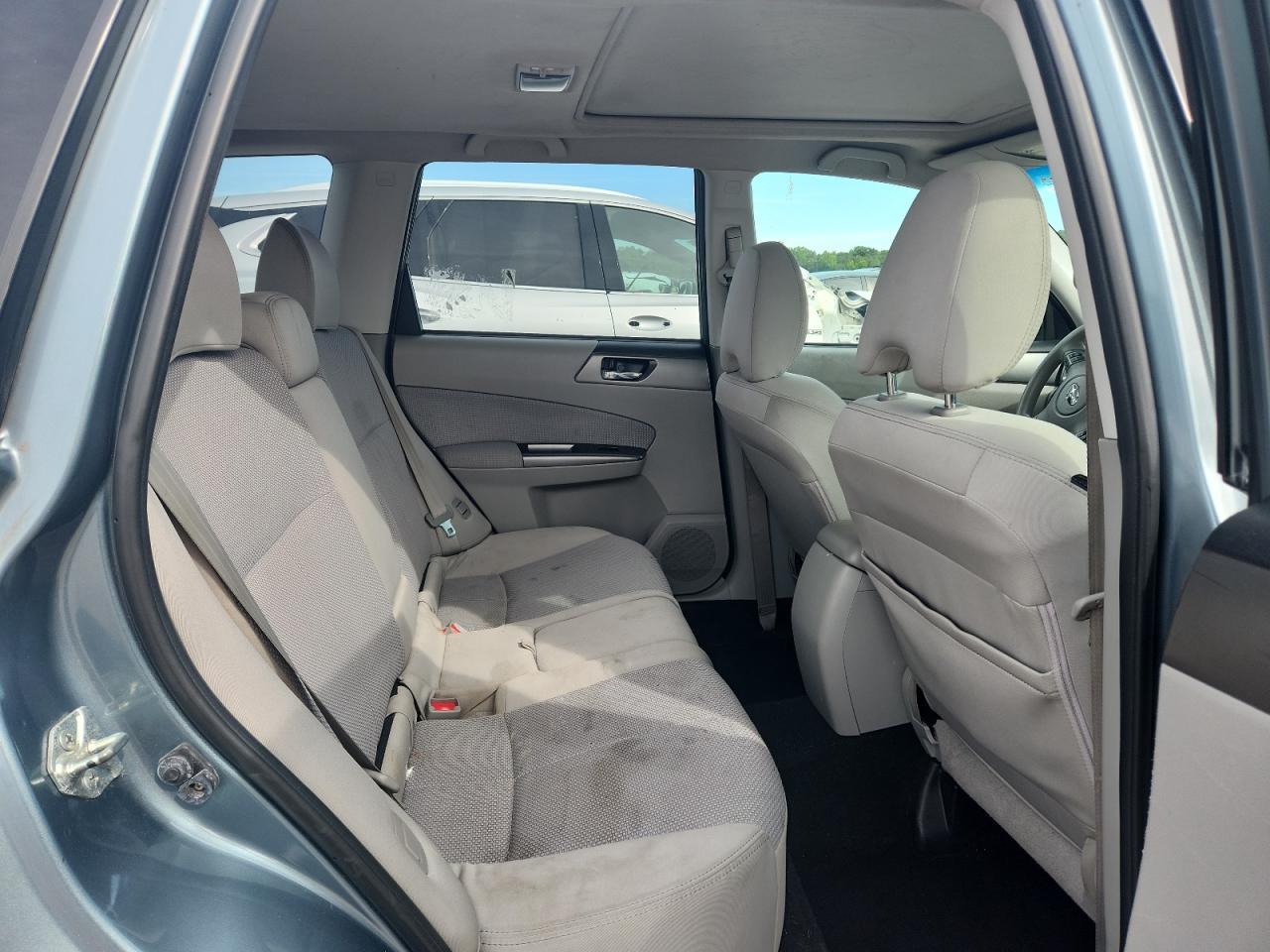 2011 Subaru Forester 2.5x Premium Turquoise vin: JF2SHADC4BG717573