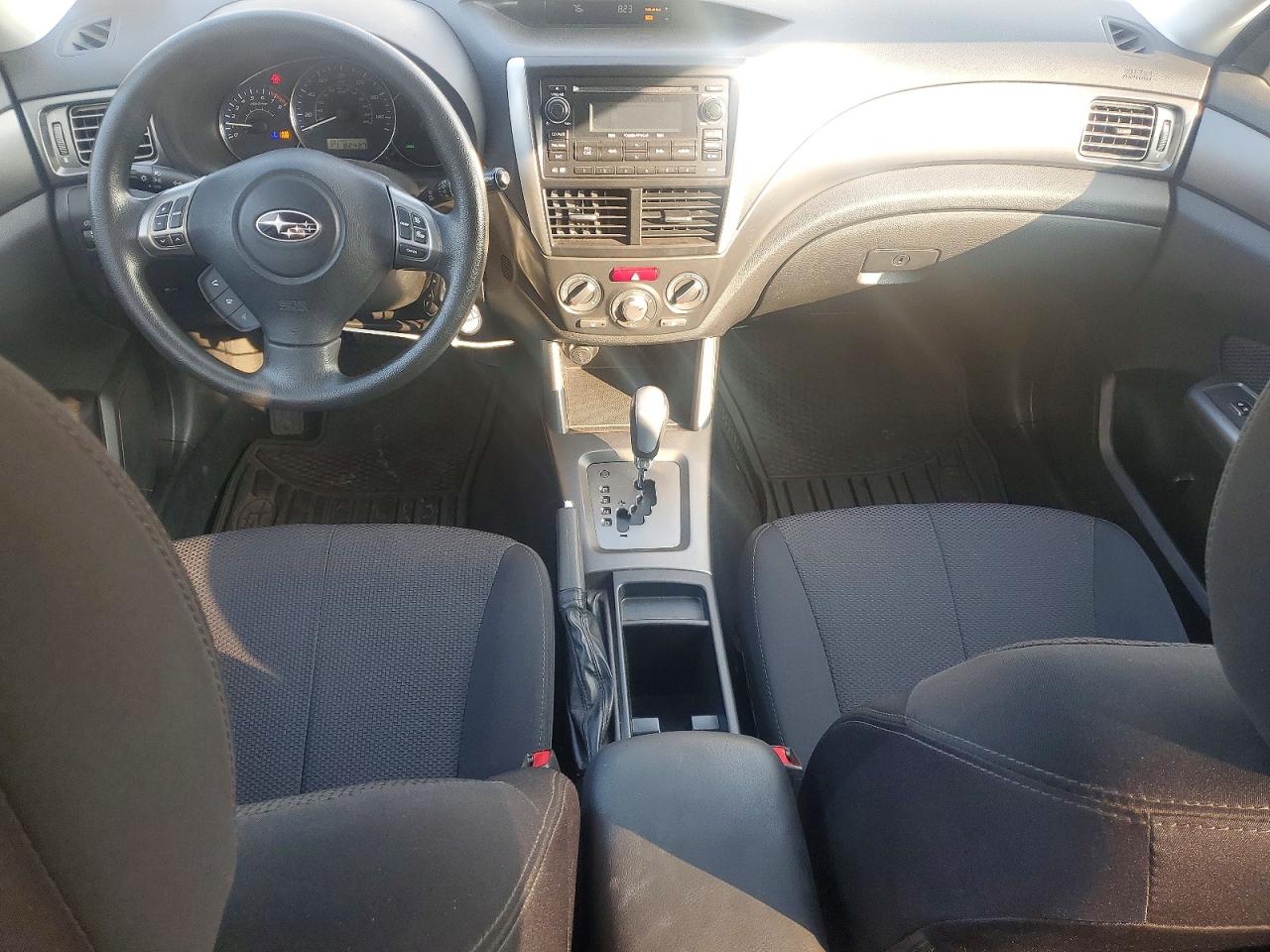 2011 Subaru Forester Silver vin: JF2SHADC4BH701061