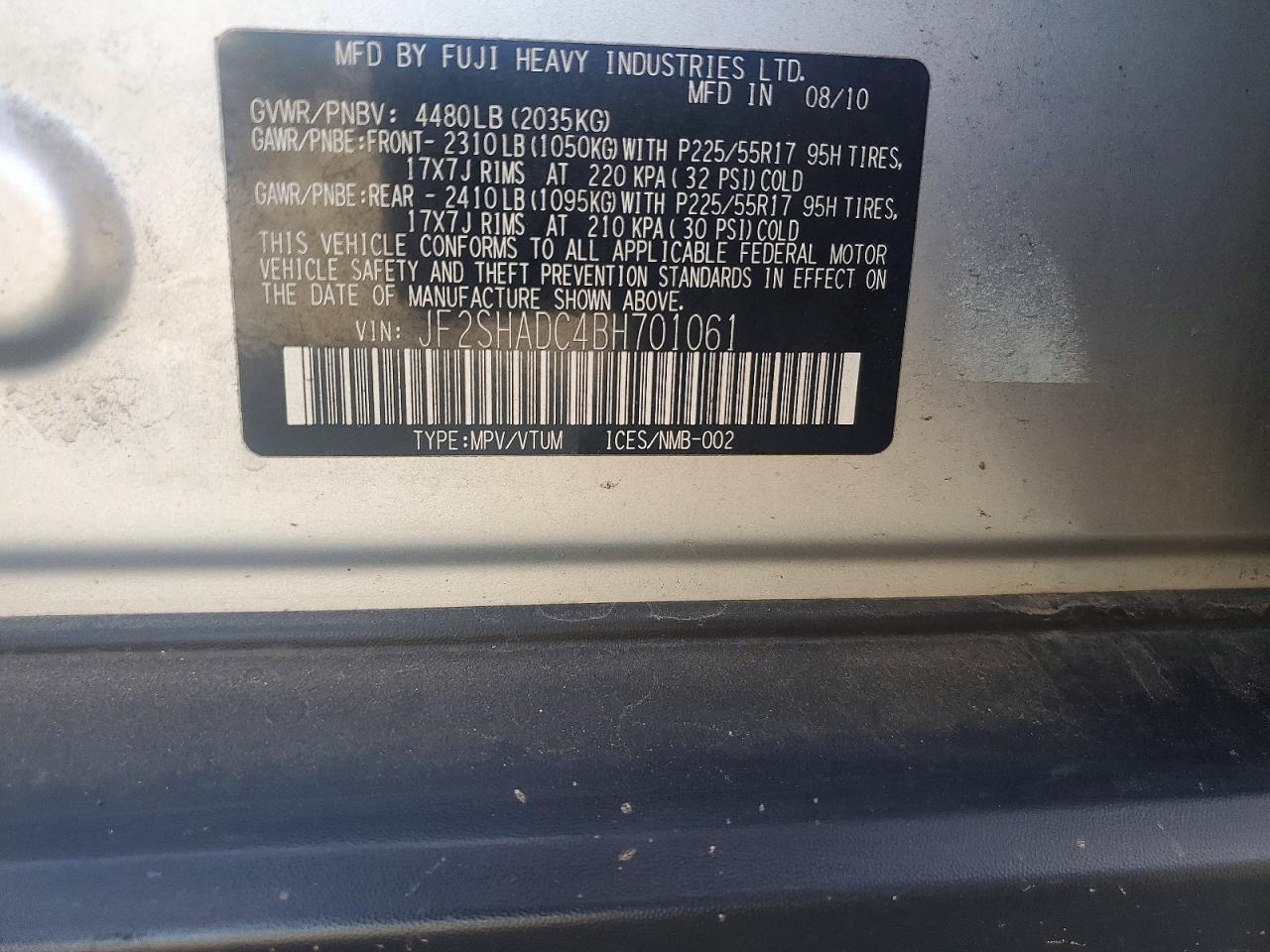 2011 Subaru Forester Silver vin: JF2SHADC4BH701061