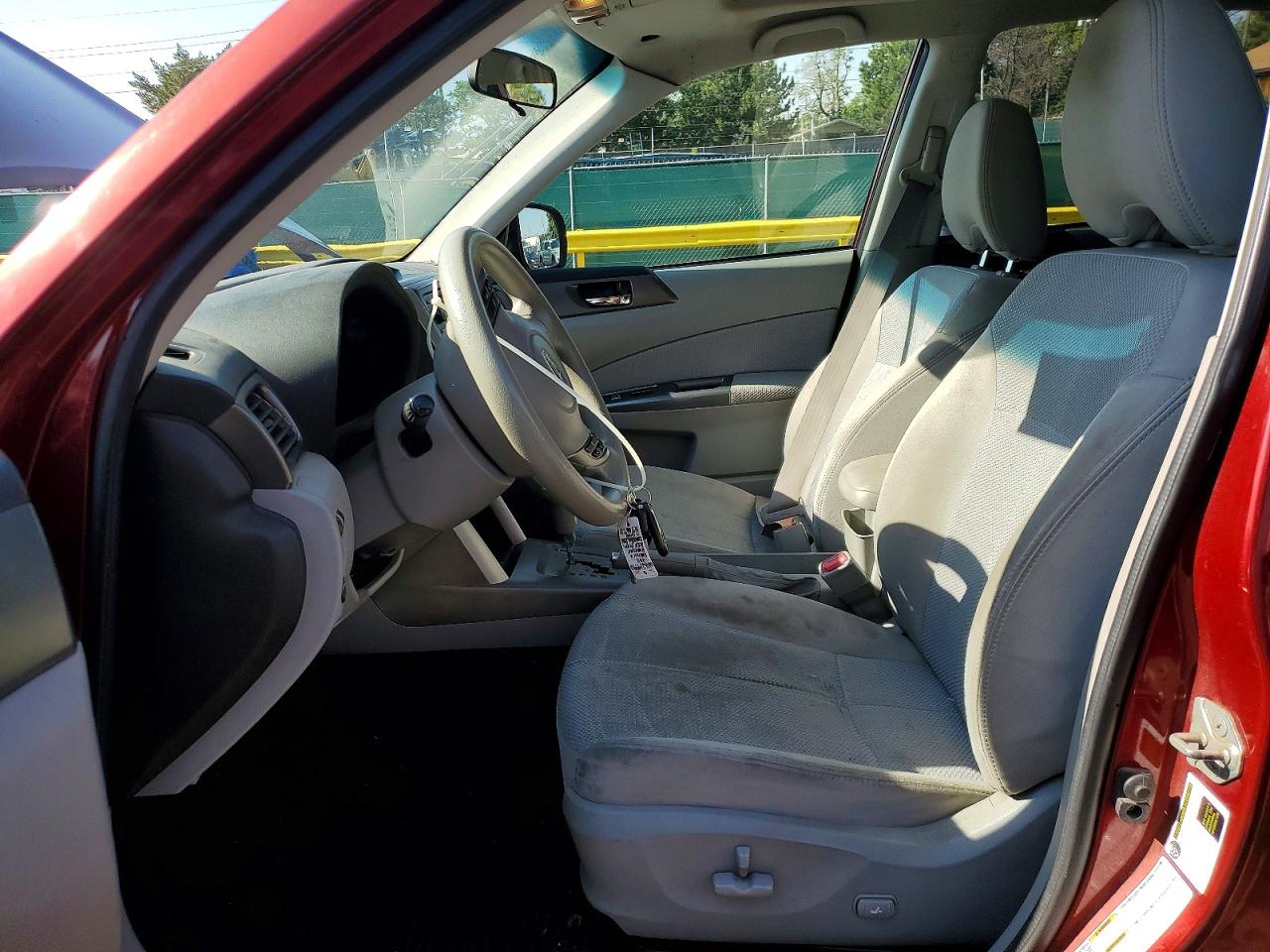 2011 Subaru Forester 2.5x Premium Burgundy vin: JF2SHADC4BH706731