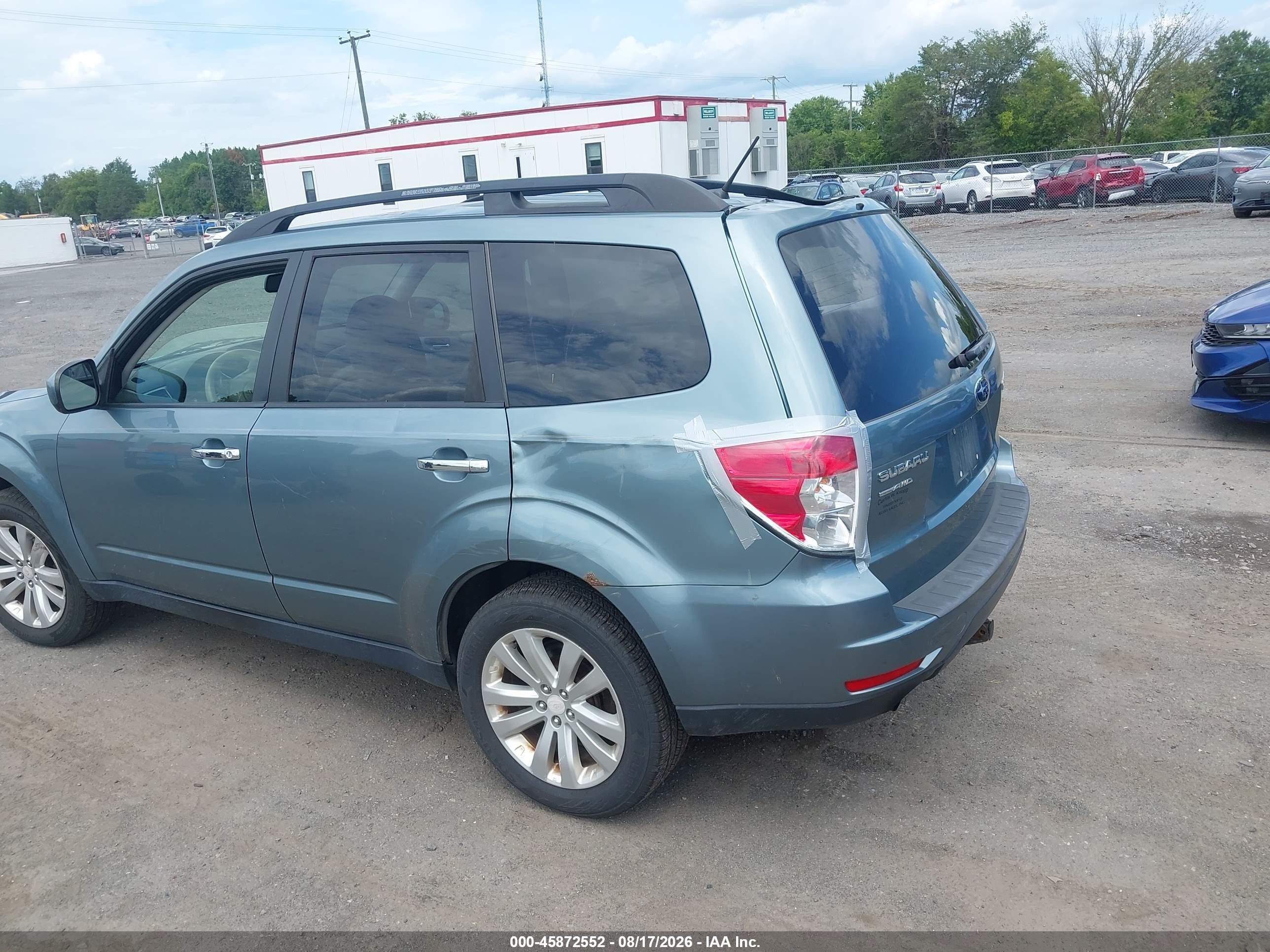 2012 Subaru Forester 2.5x Premium Green vin: JF2SHADC4CH421769