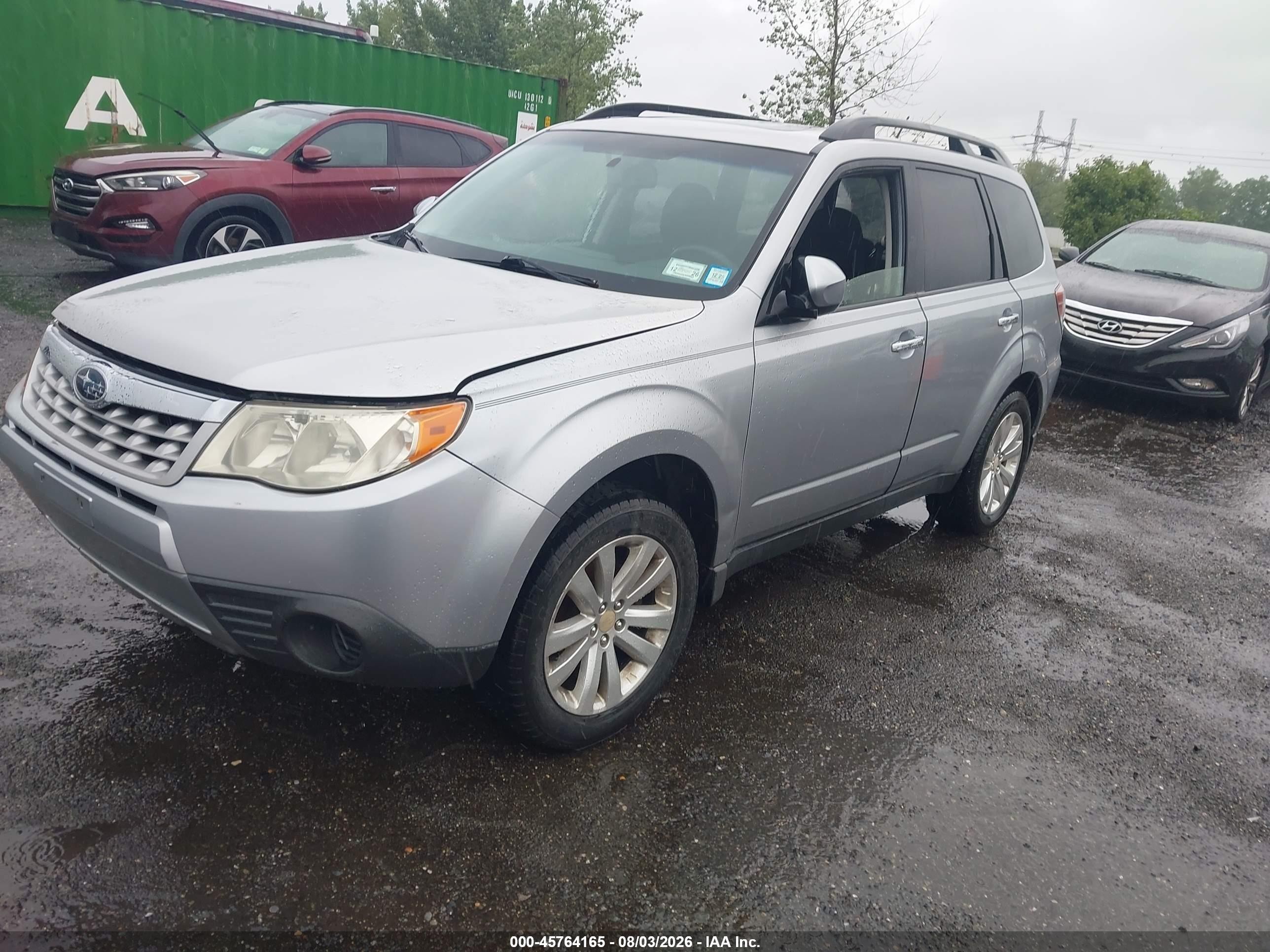 2012 Subaru Forester 2.5x Premium Gray vin: JF2SHADC4CH430553